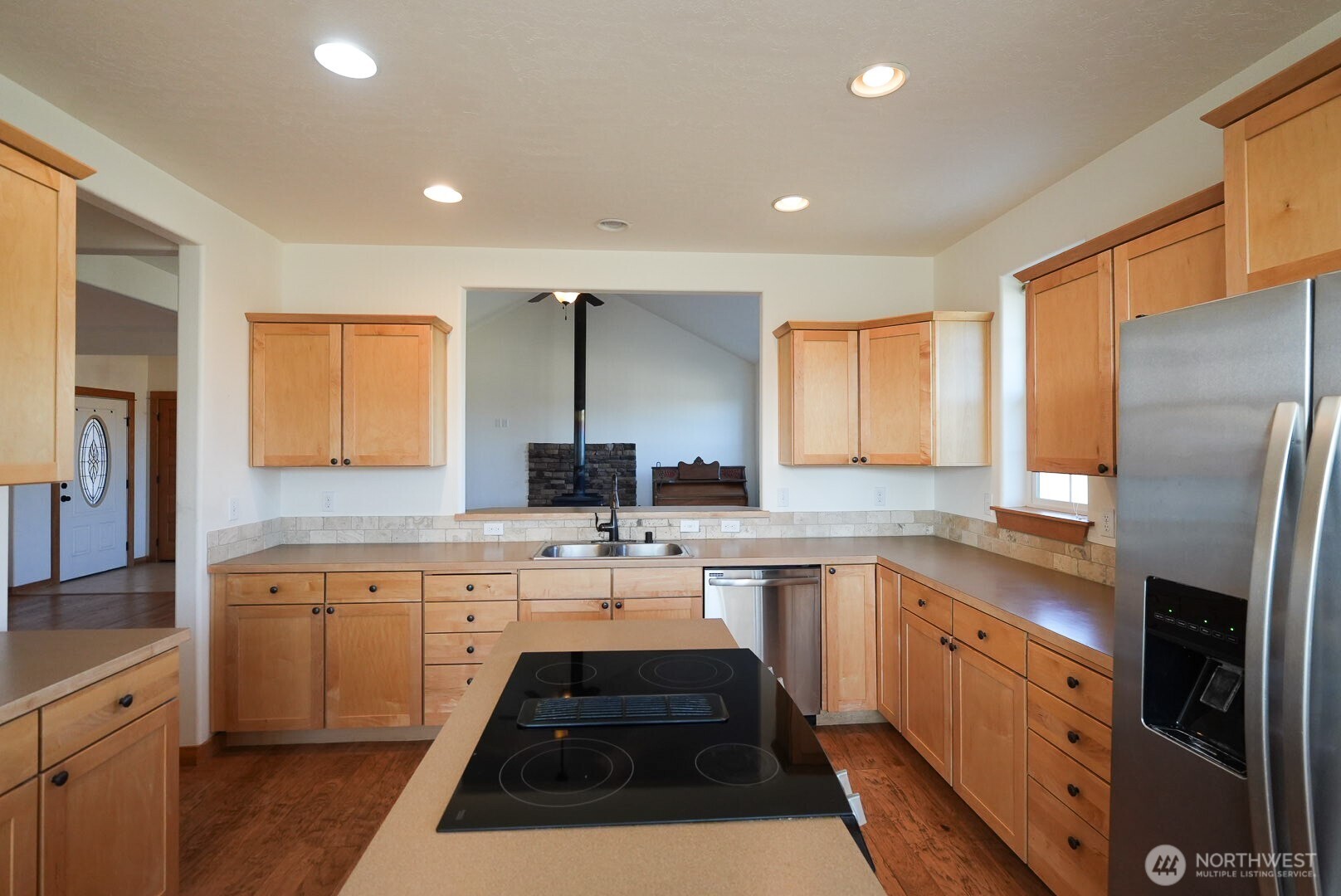 239 Patit Road Property Photo 10