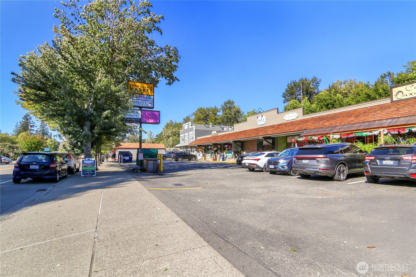 8030 Railroad Avenue Property Photo 1