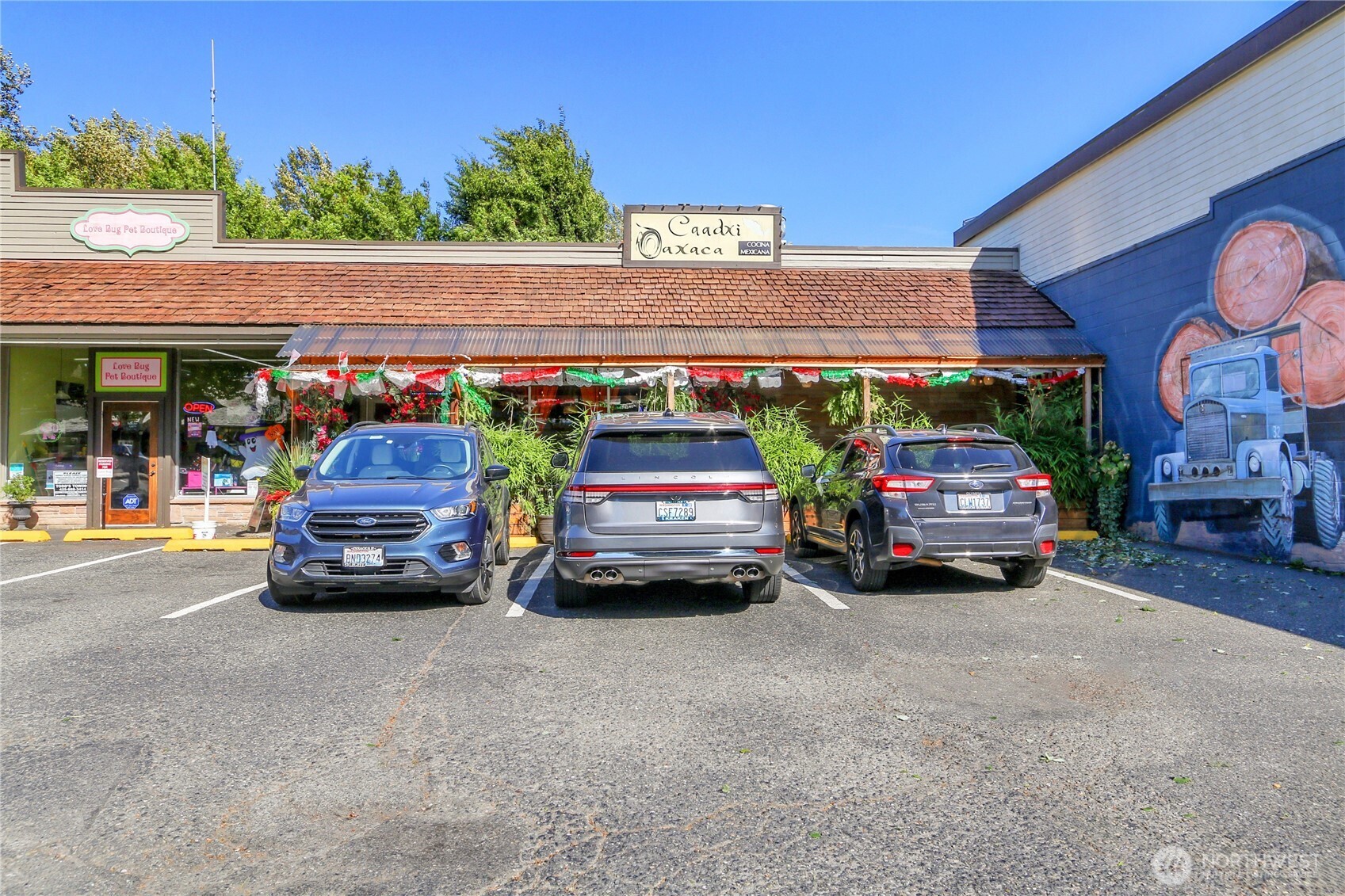 8030 Railroad Avenue Property Photo 13