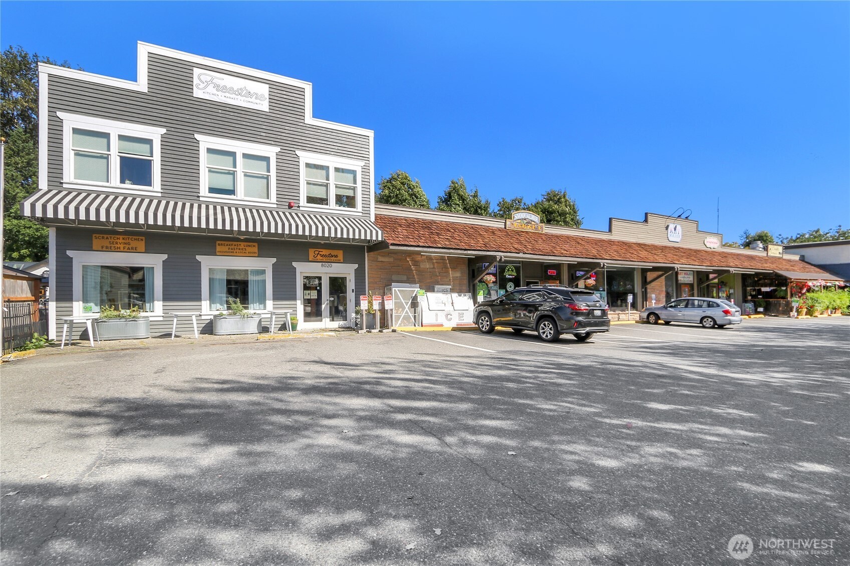 8030 Railroad Avenue Property Photo 21