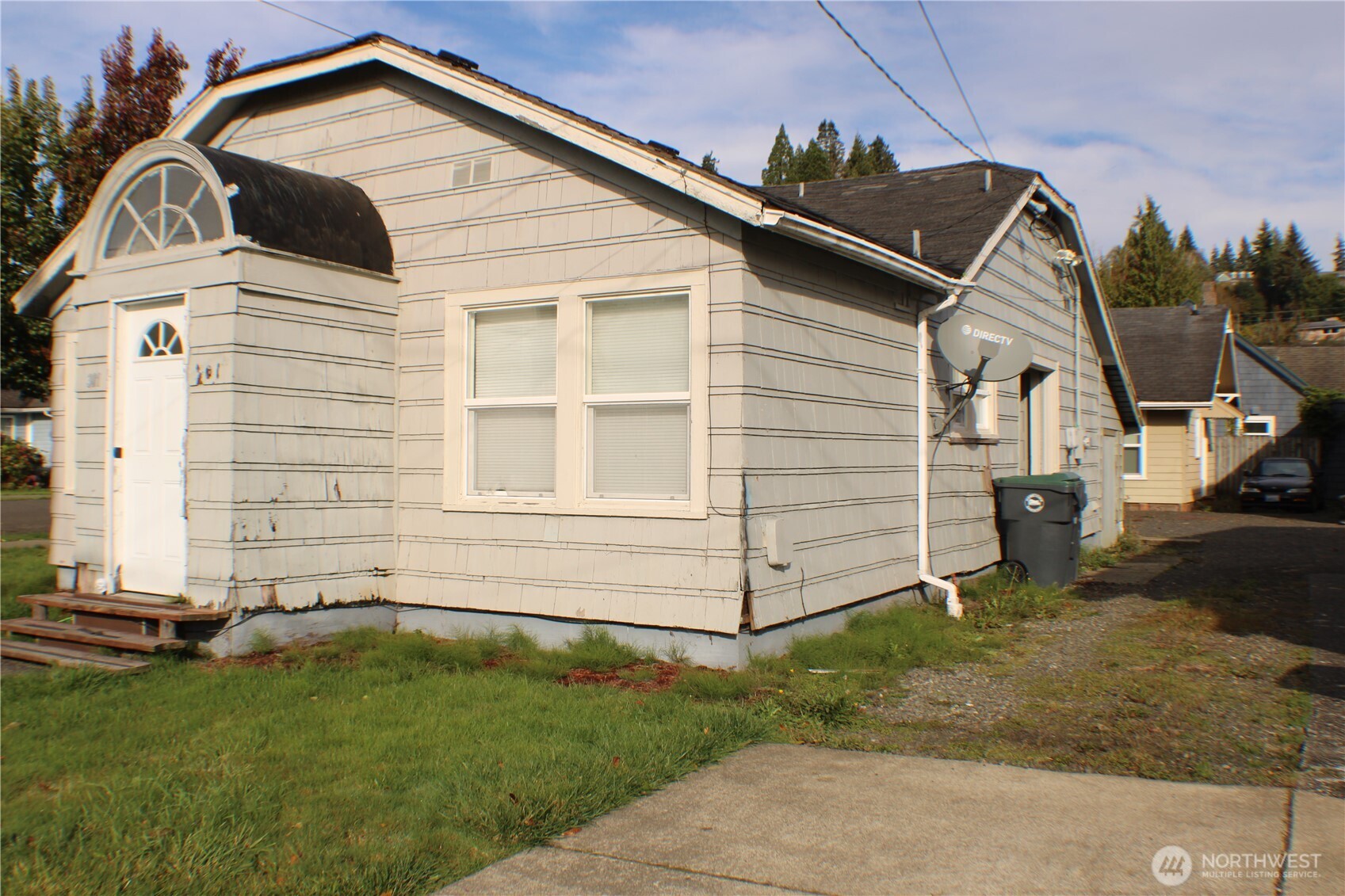 301 Eklund Avenue Property Photo 2