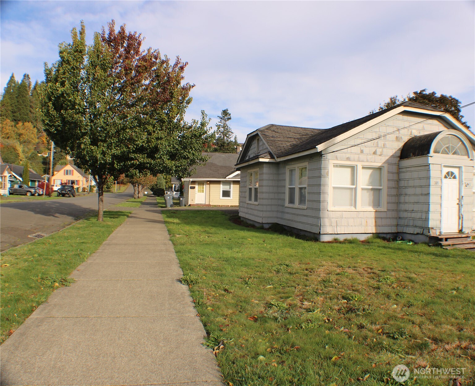 301 Eklund Avenue Property Photo 4