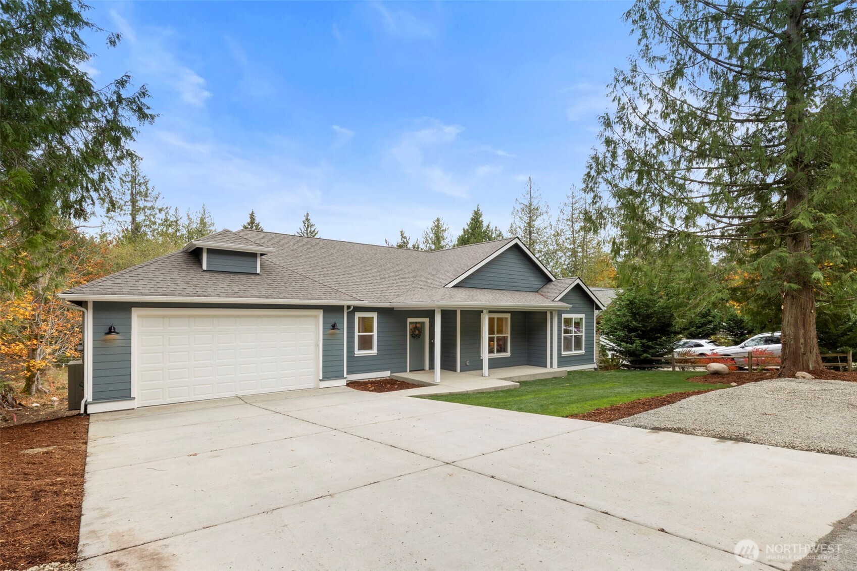 381 Rainier Lane Property Photo 2