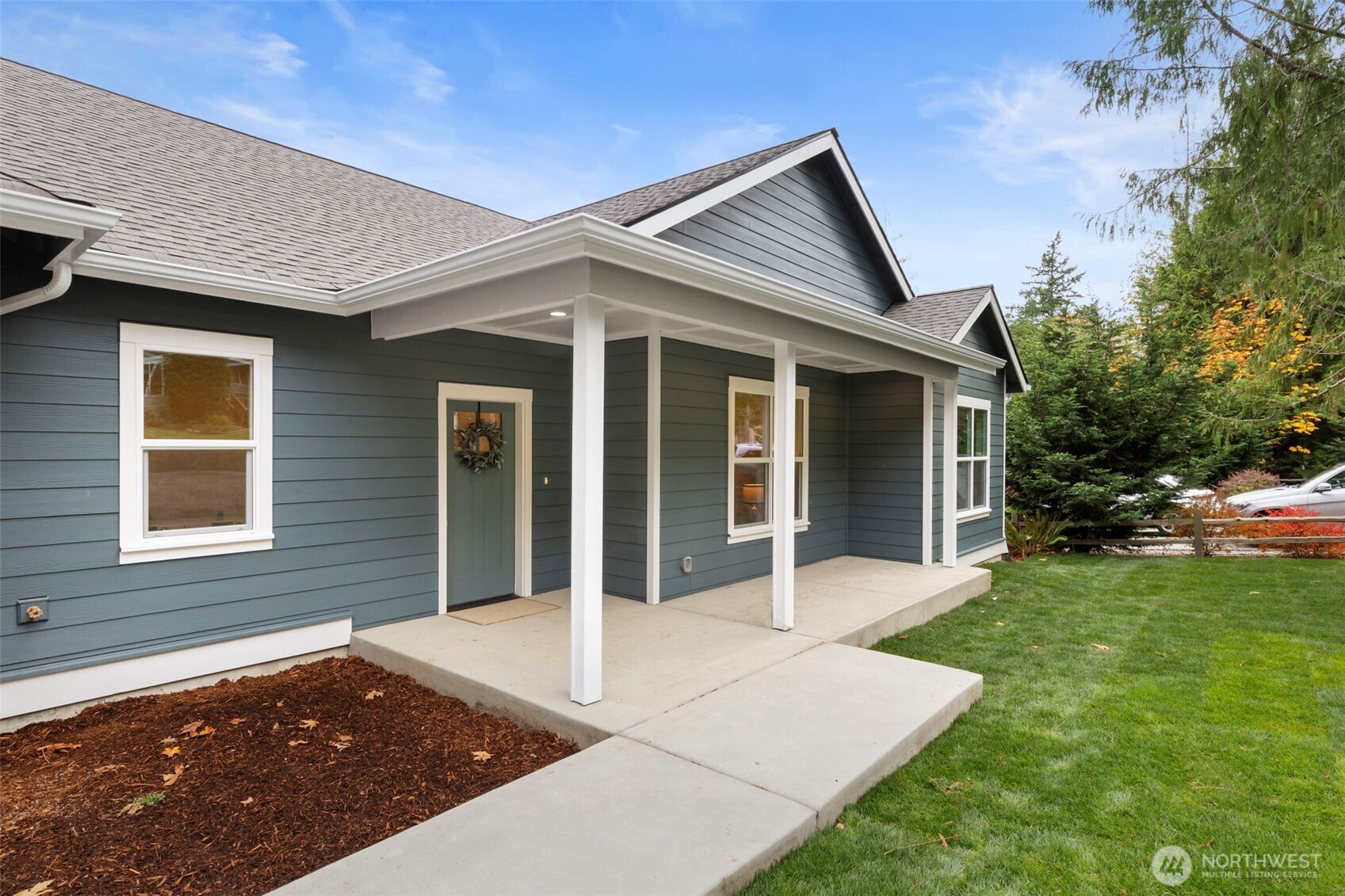 381 Rainier Lane Property Photo 4