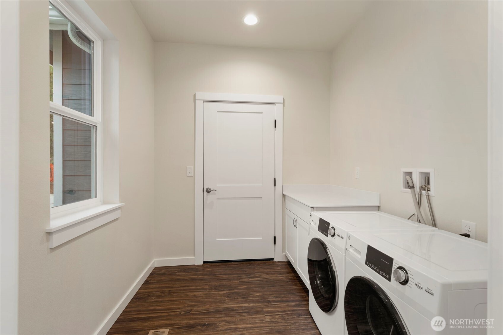 381 Rainier Lane Property Photo 20