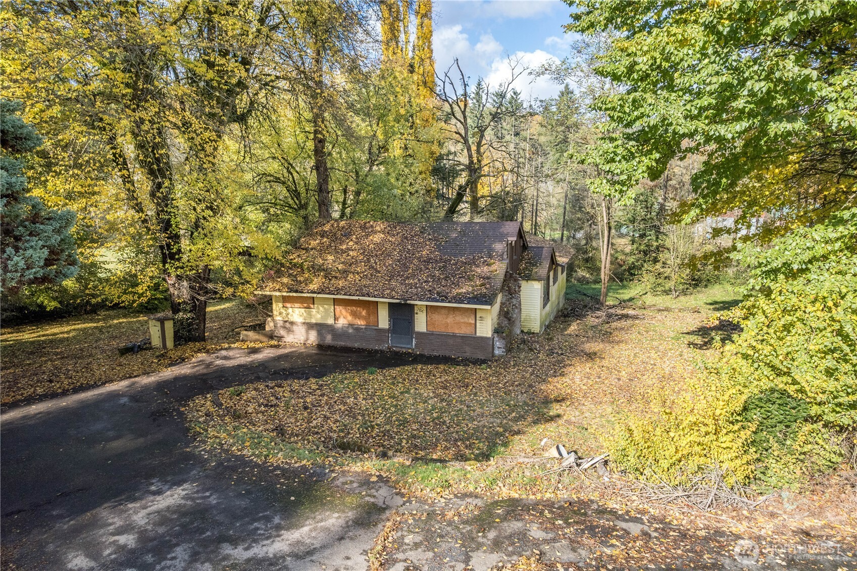 2104 Delameter Road Property Photo 1