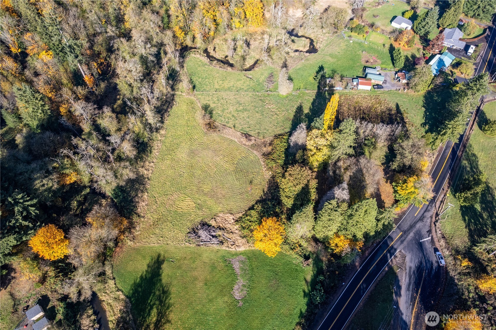 2104 Delameter Road Property Photo 8