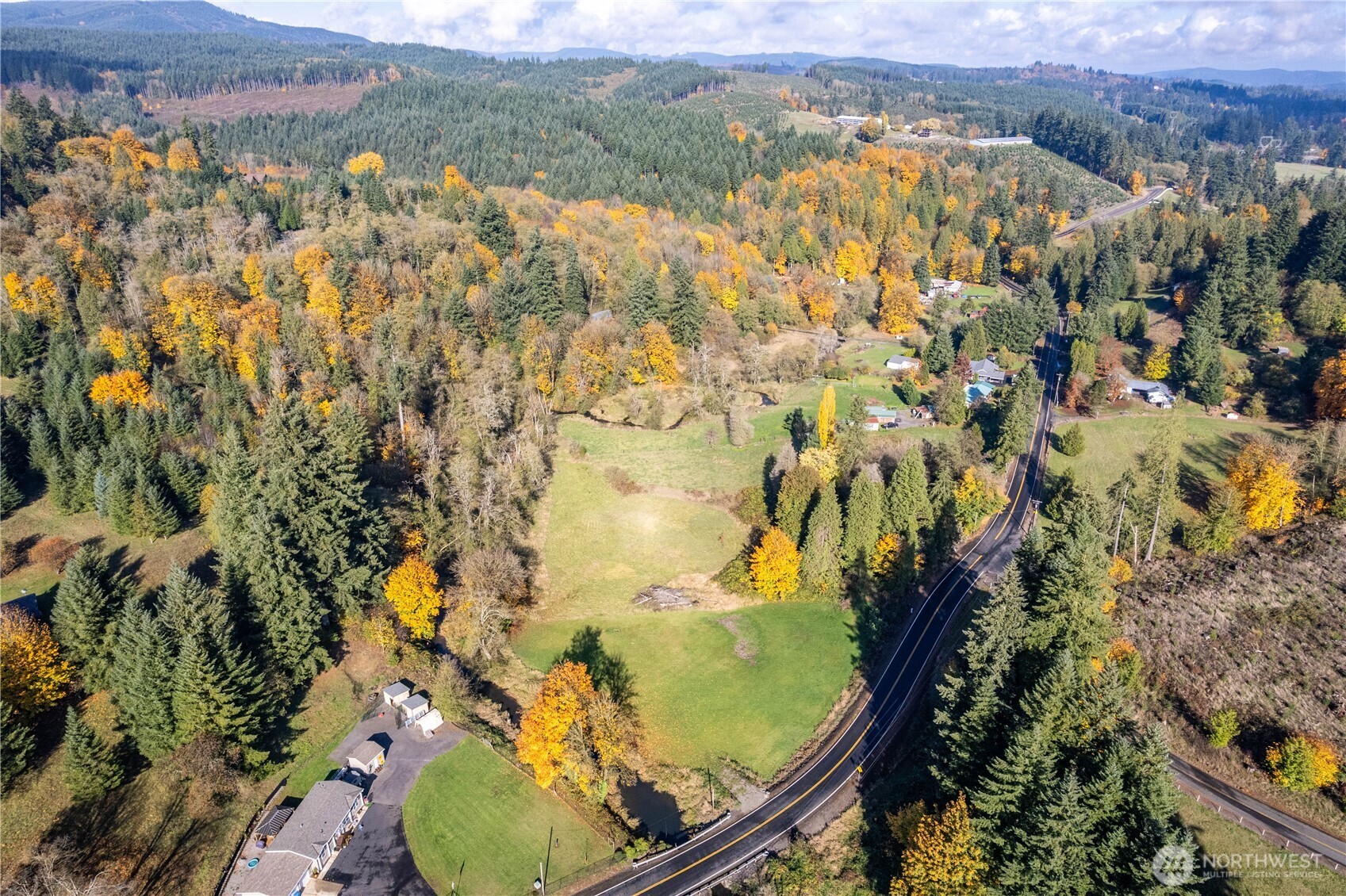 2104 Delameter Road Property Photo 11