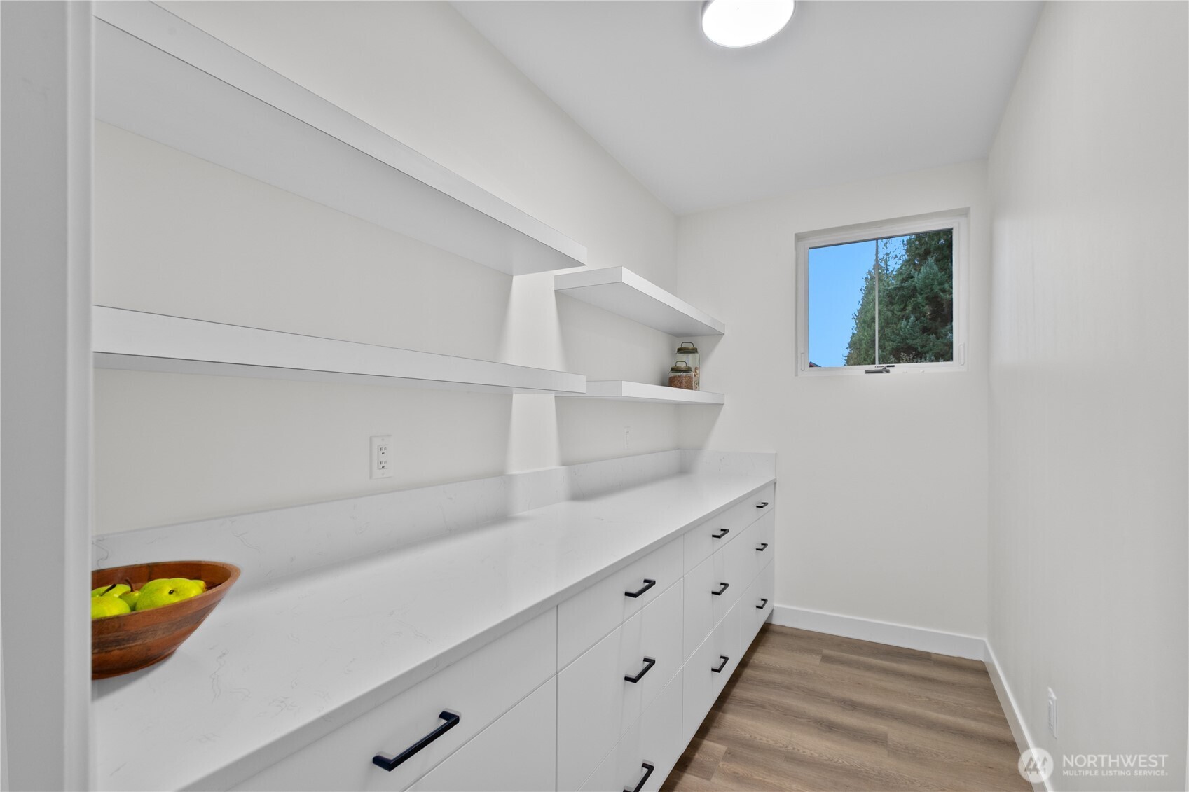 137 E Cedar Drive Property Photo 11