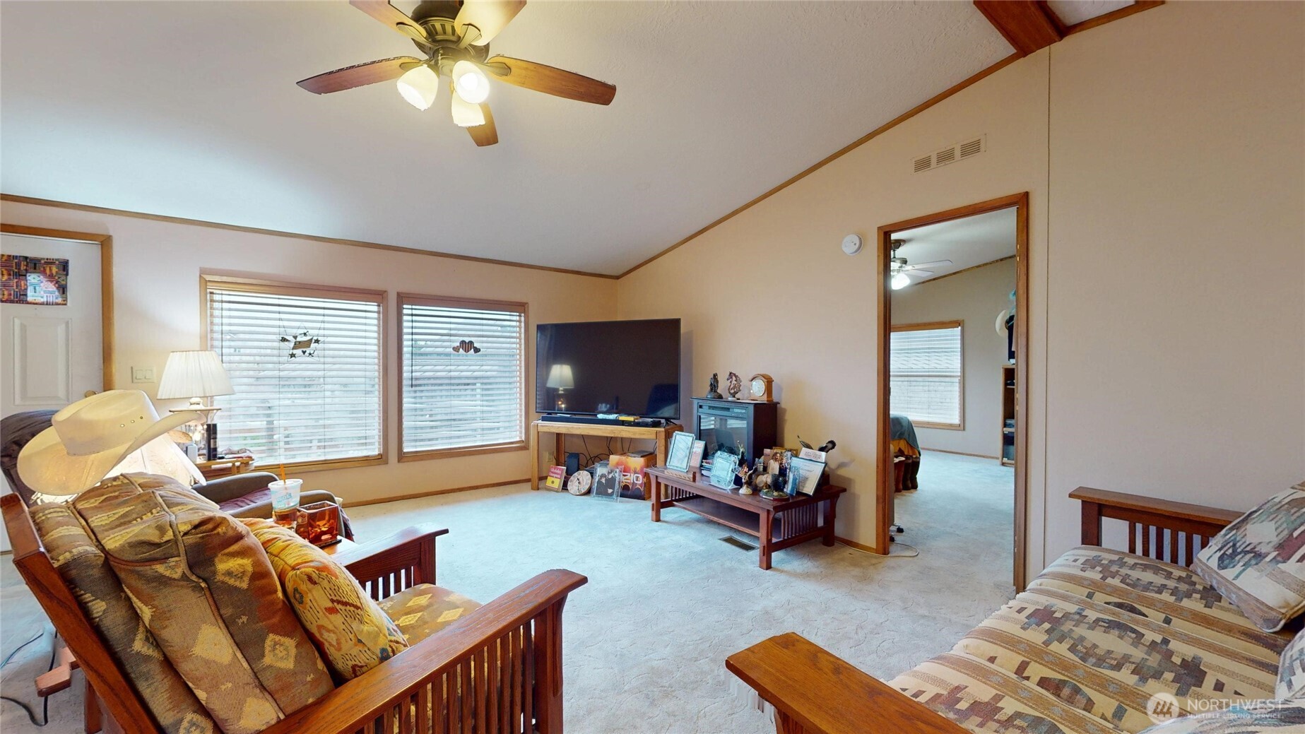 1376 Holand Drive Property Photo 6