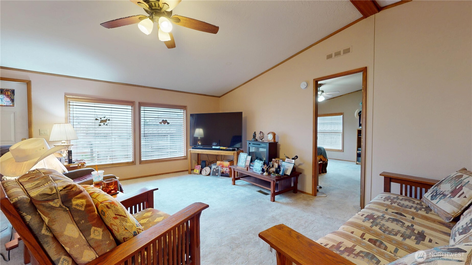1376 Holand Drive Property Photo 9