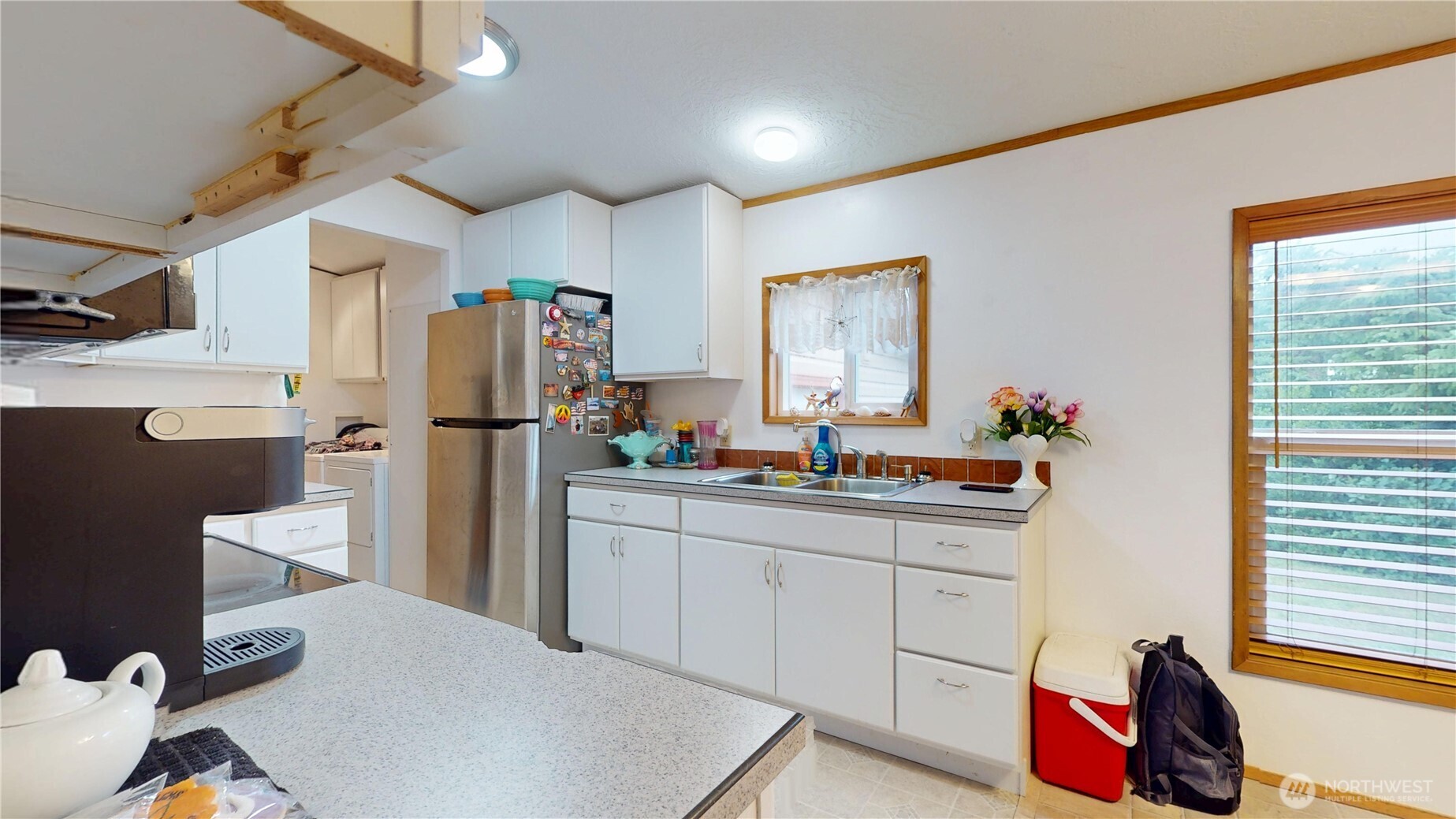 1376 Holand Drive Property Photo 12