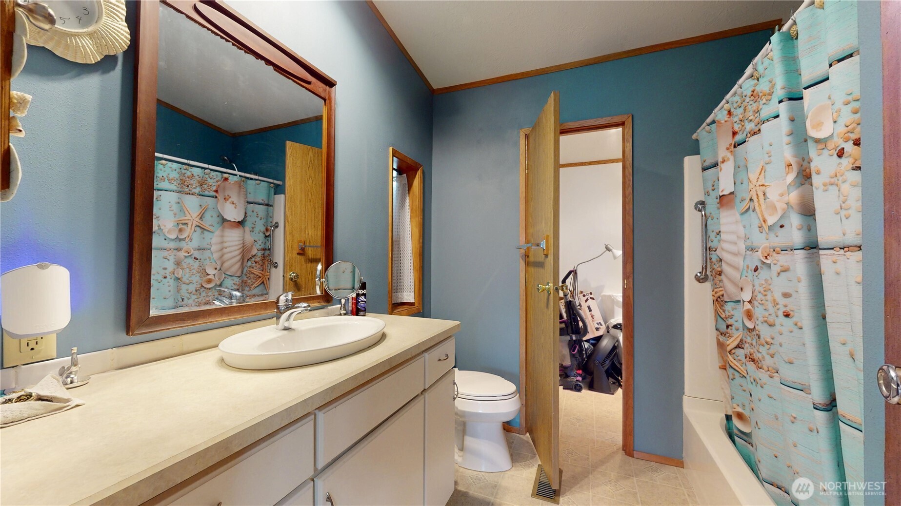 1376 Holand Drive Property Photo 23