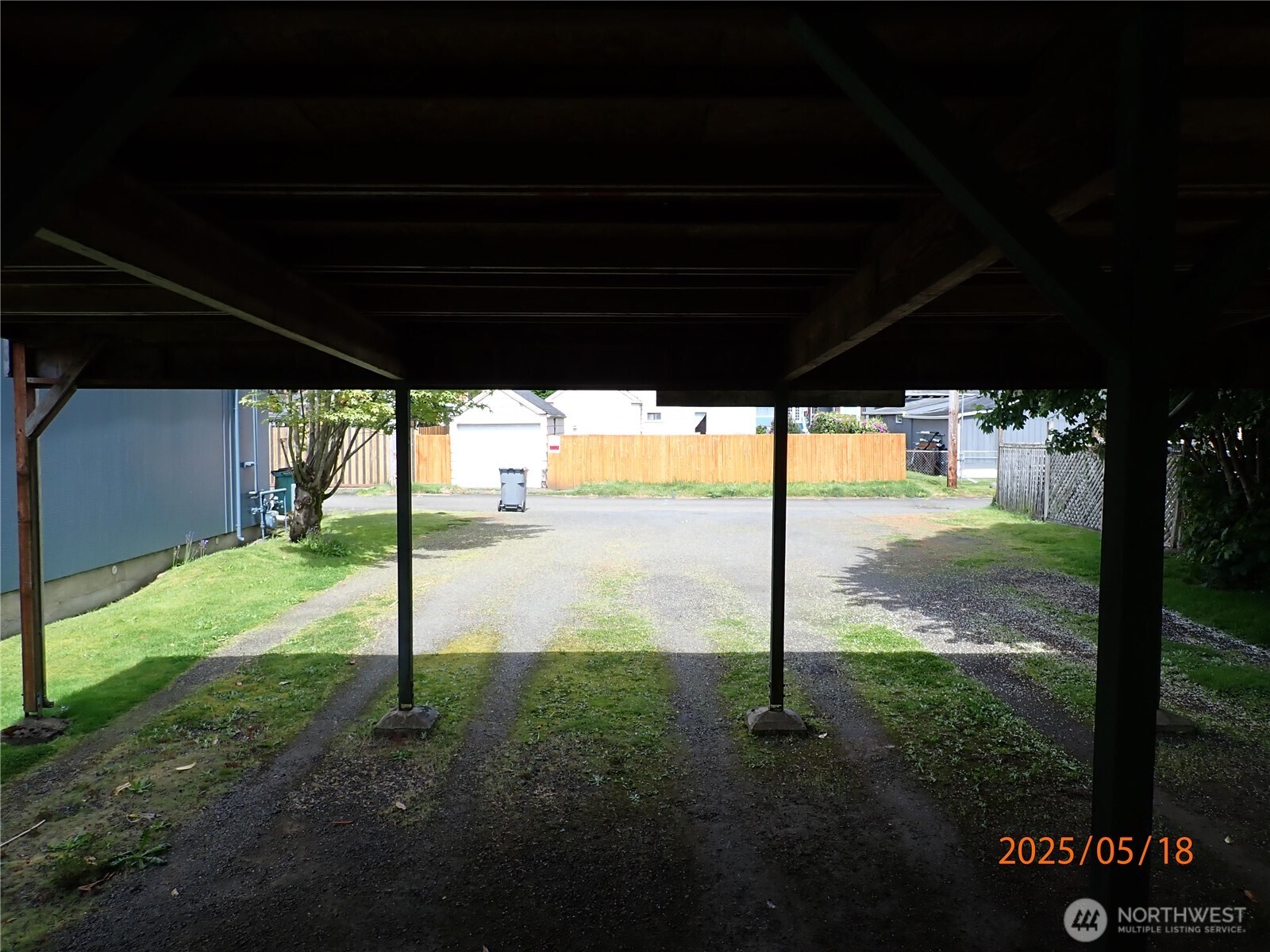 214 W 1st Street Property Photo 19