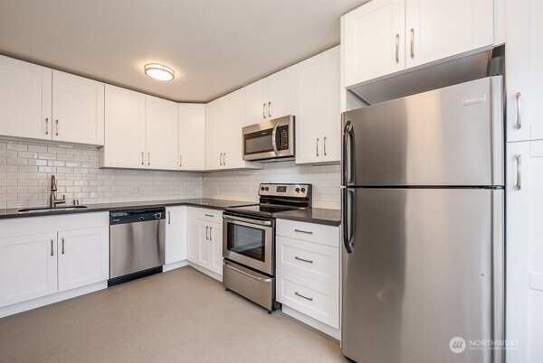 1809 5th Avenue Property Photo 19