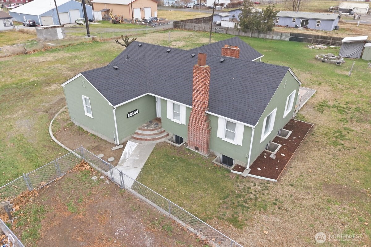32105 S Finley Rd Property Photo 1