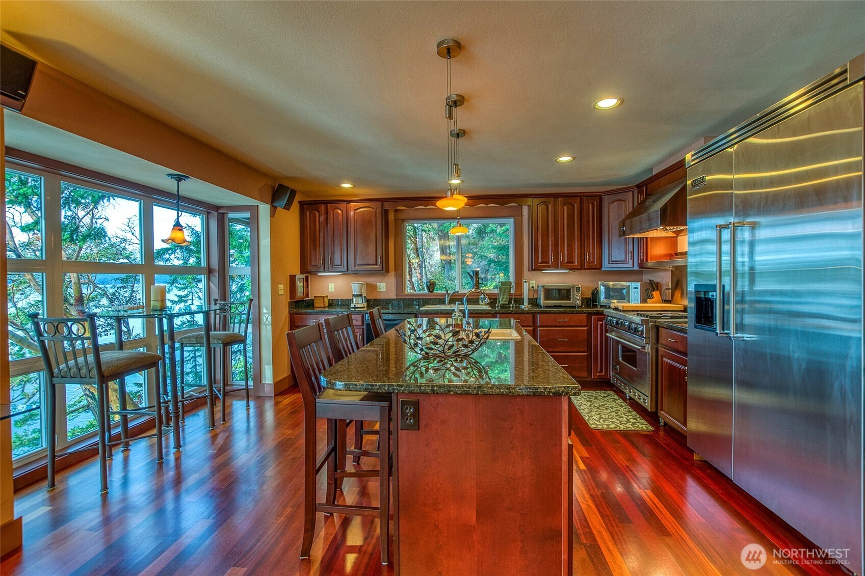 599 Shore Drive Property Photo 10