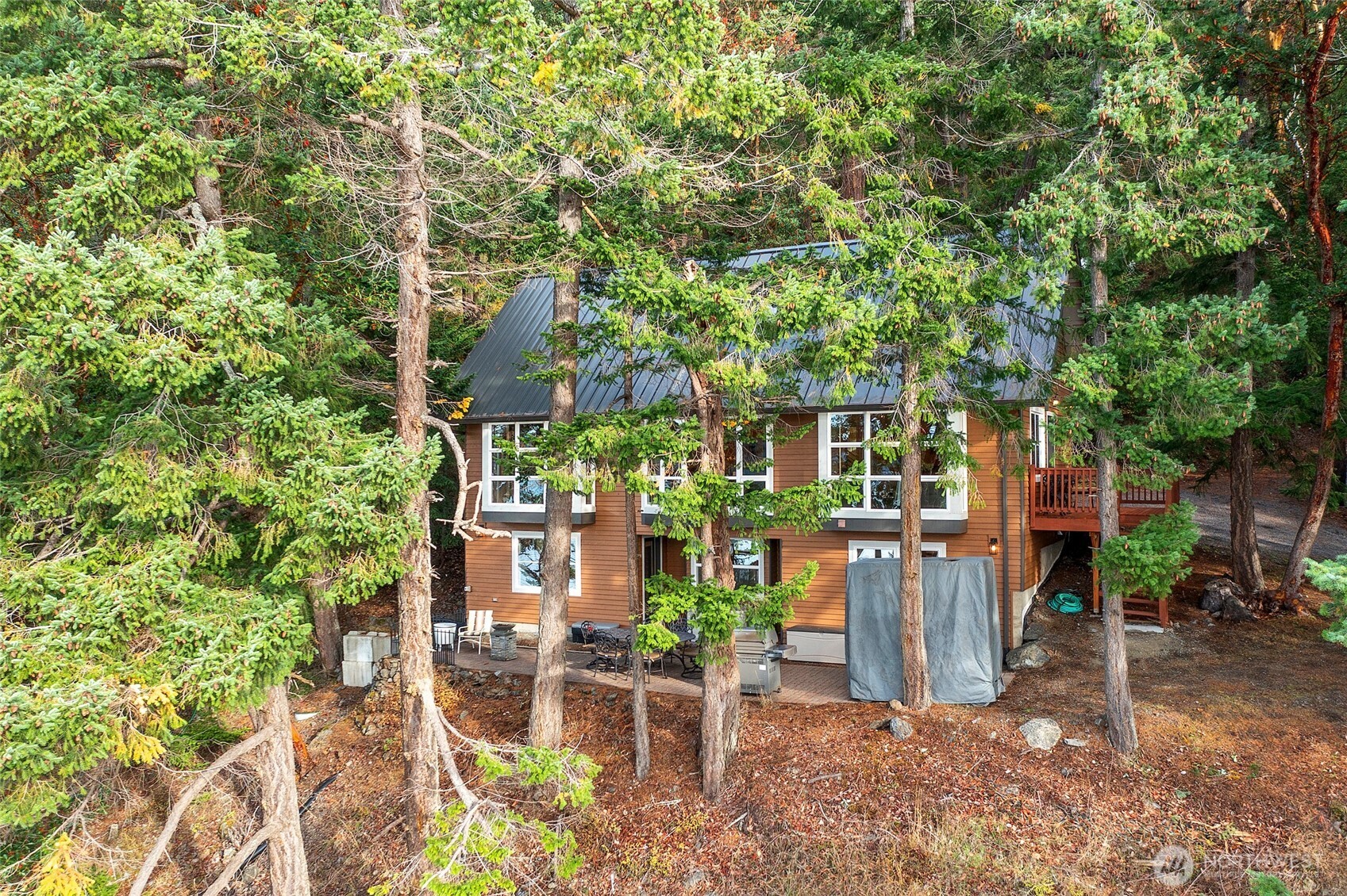 599 Shore Drive Property Photo 32