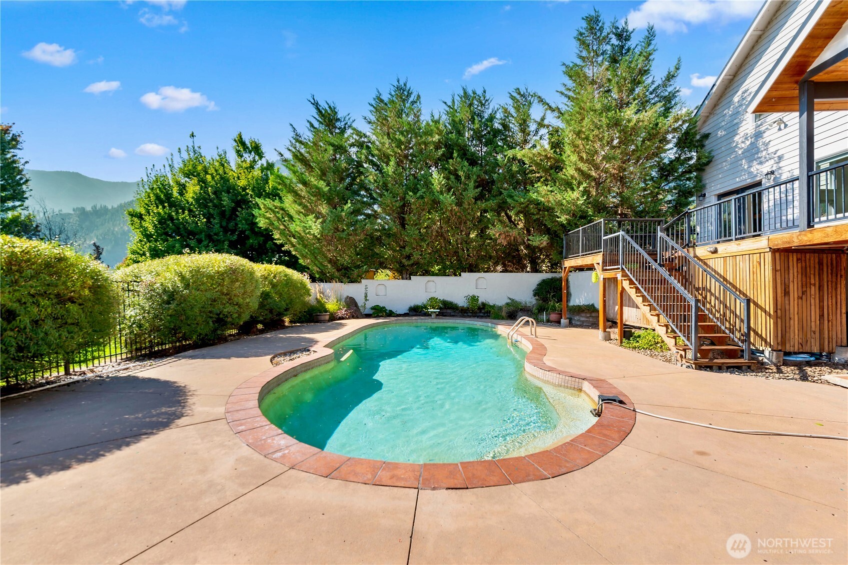 12345 Village View Drive Property Photo 6