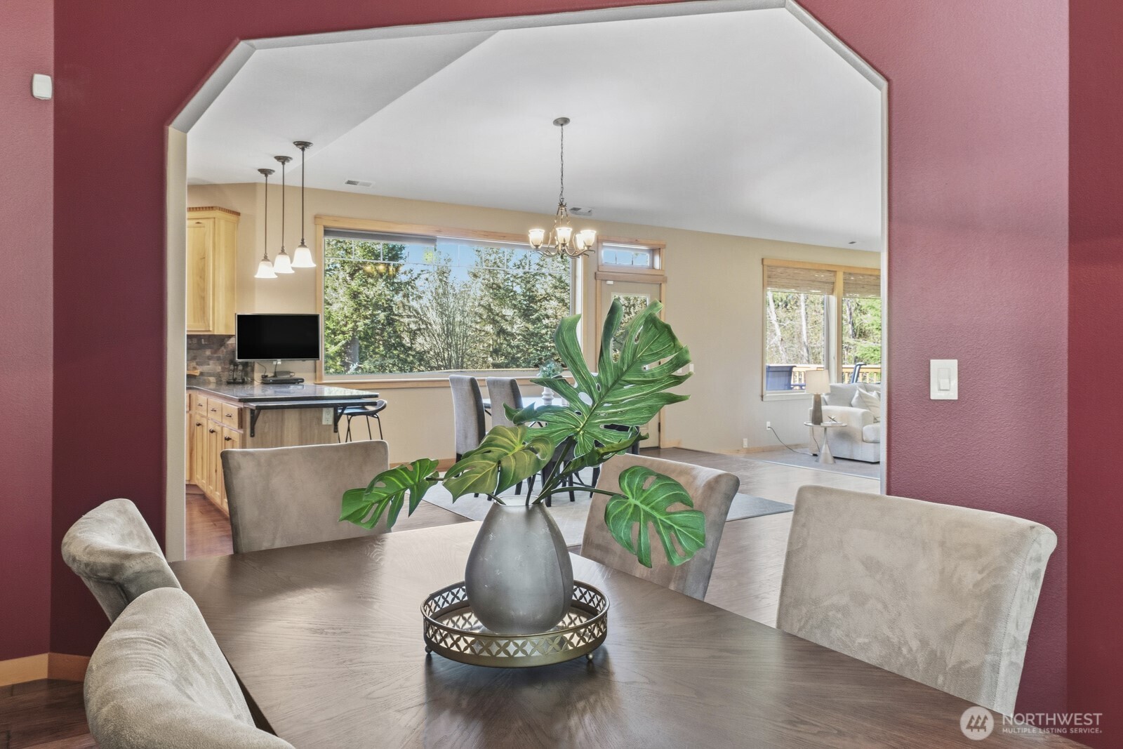 17930 82nd Drive Property Photo 6