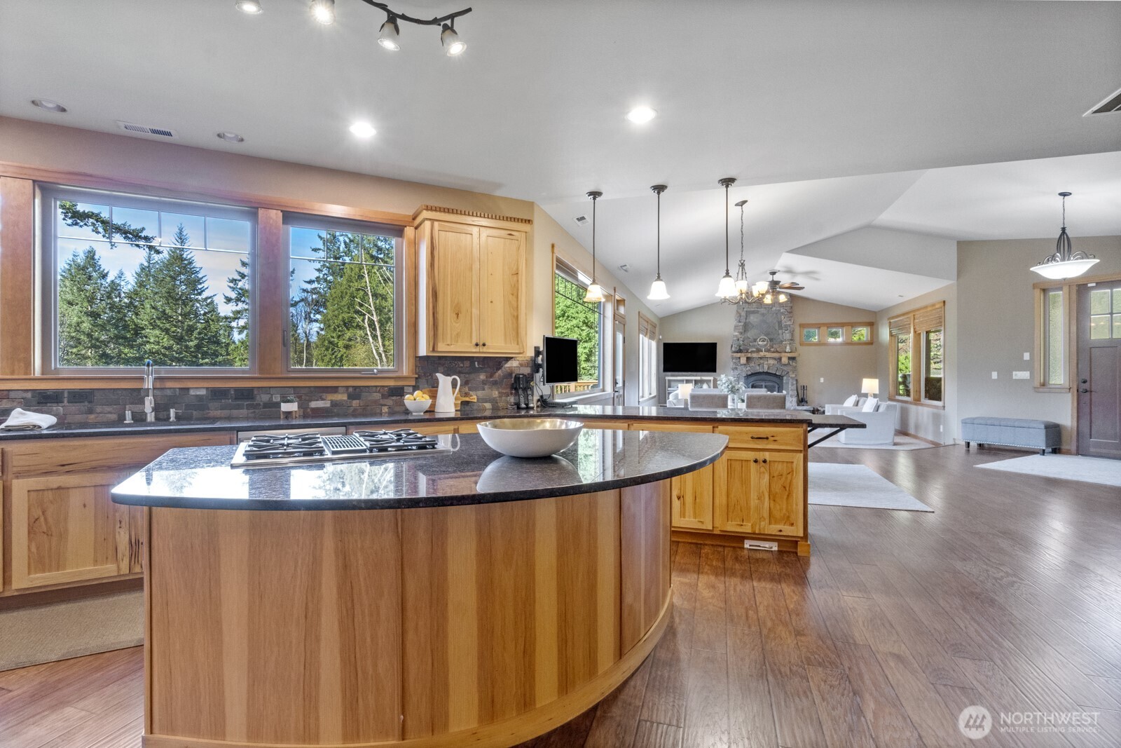17930 82nd Drive Property Photo 9