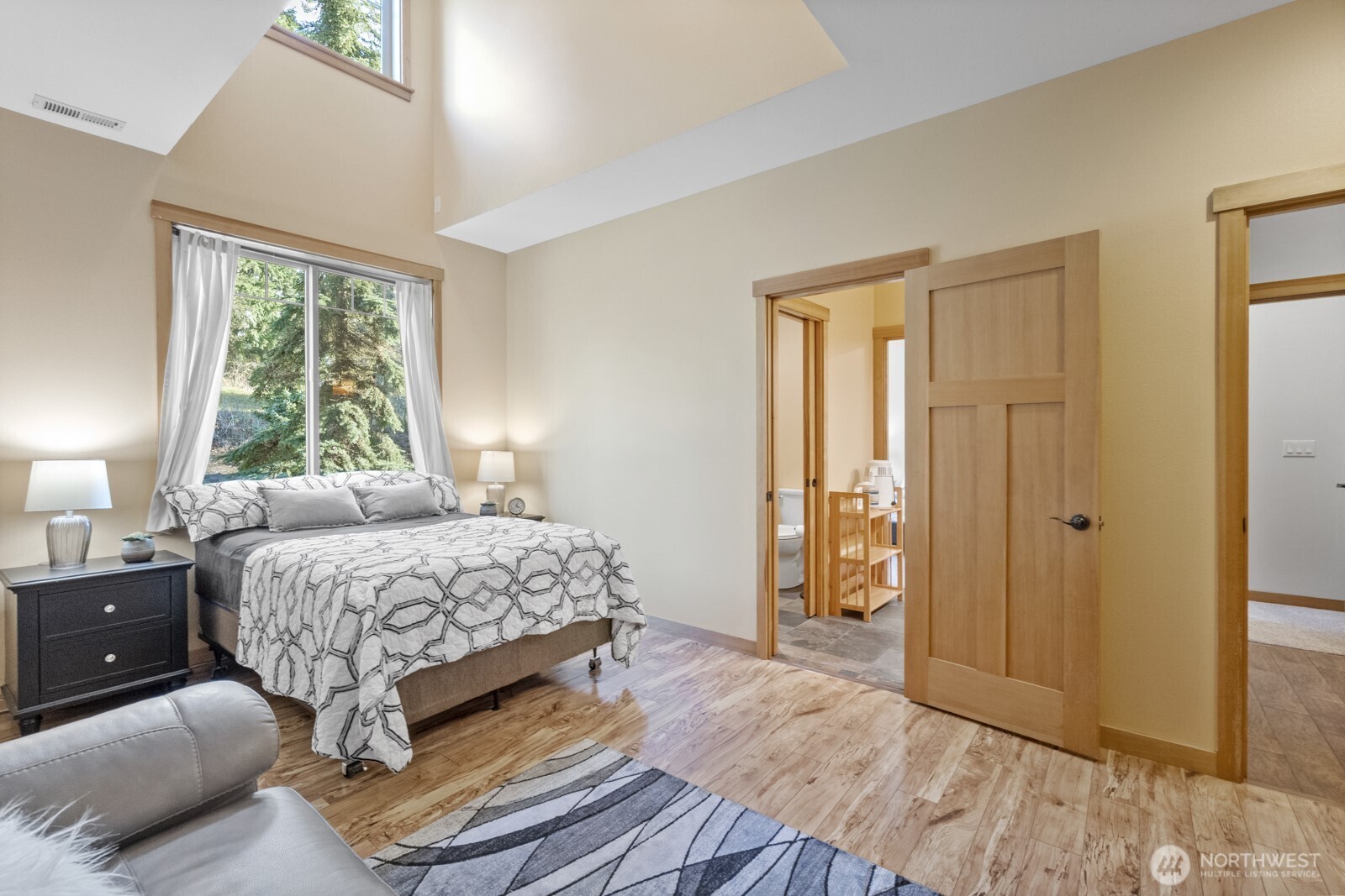 17930 82nd Drive Property Photo 11