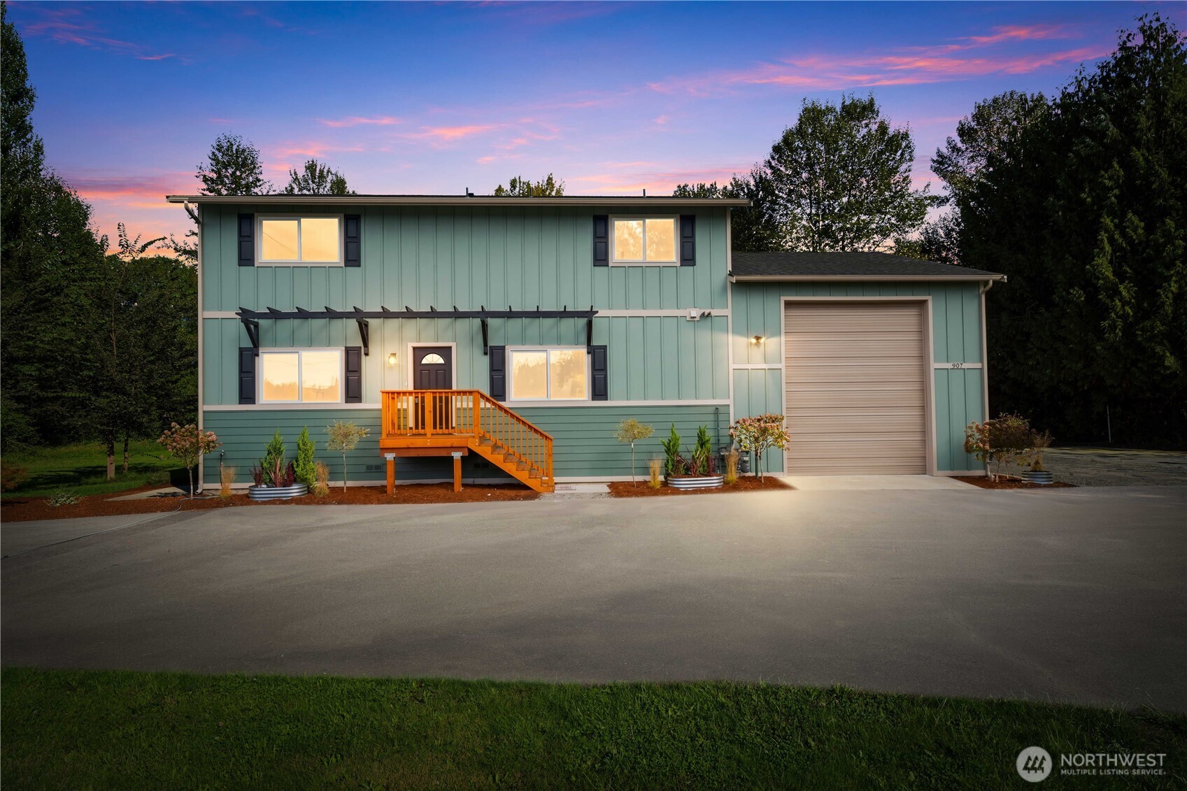 907 Orting Kapowsin Highway Property Photo 1
