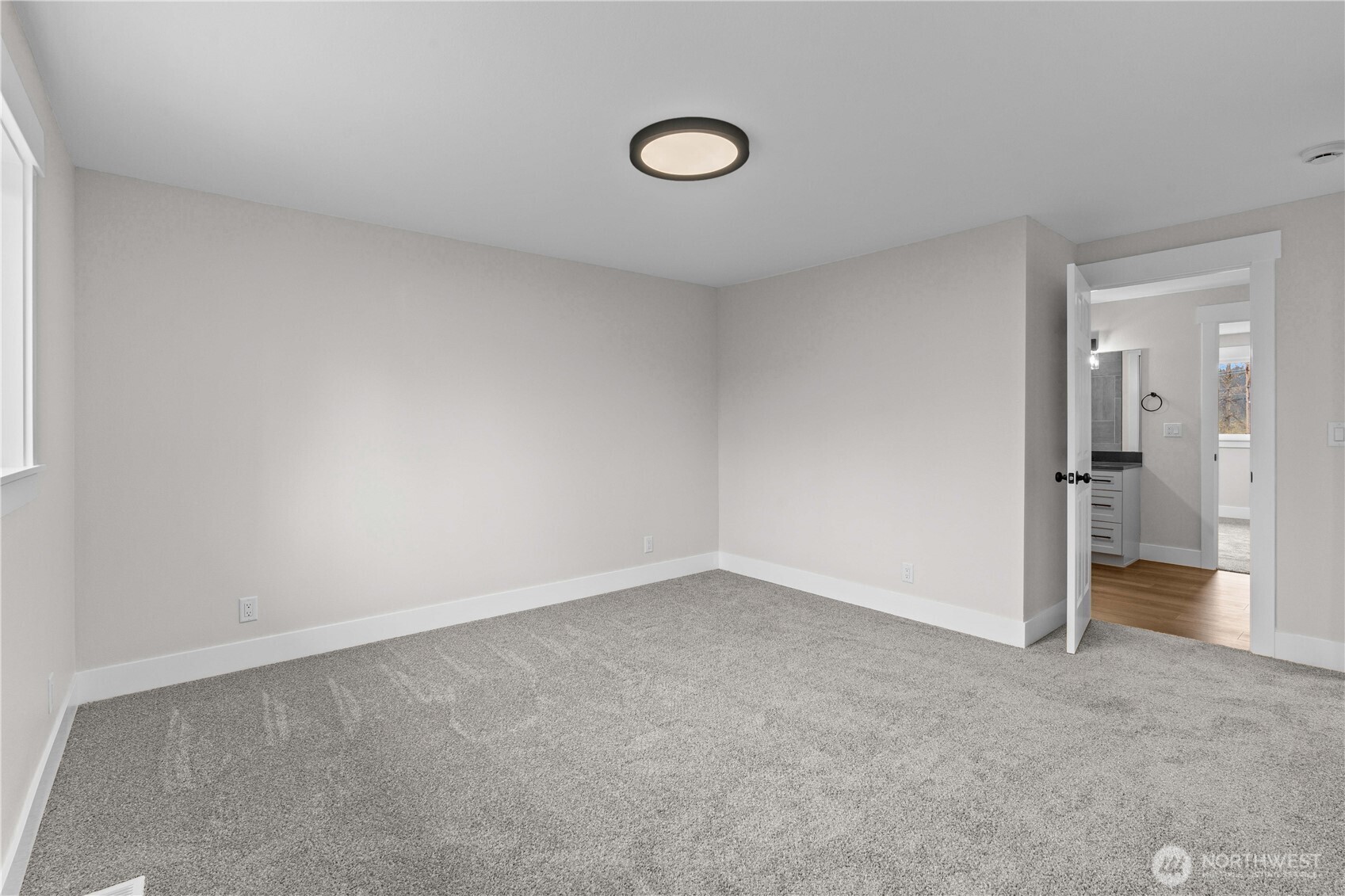 907 Orting Kapowsin Highway Property Photo 27