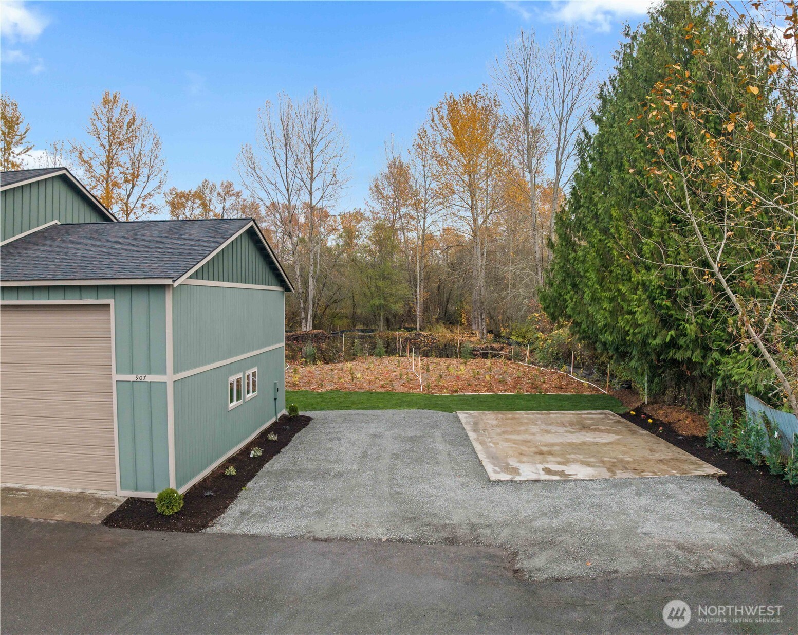 907 Orting Kapowsin Highway Property Photo 30
