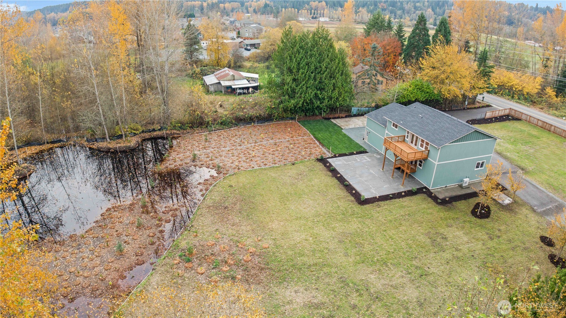 907 Orting Kapowsin Highway Property Photo 35