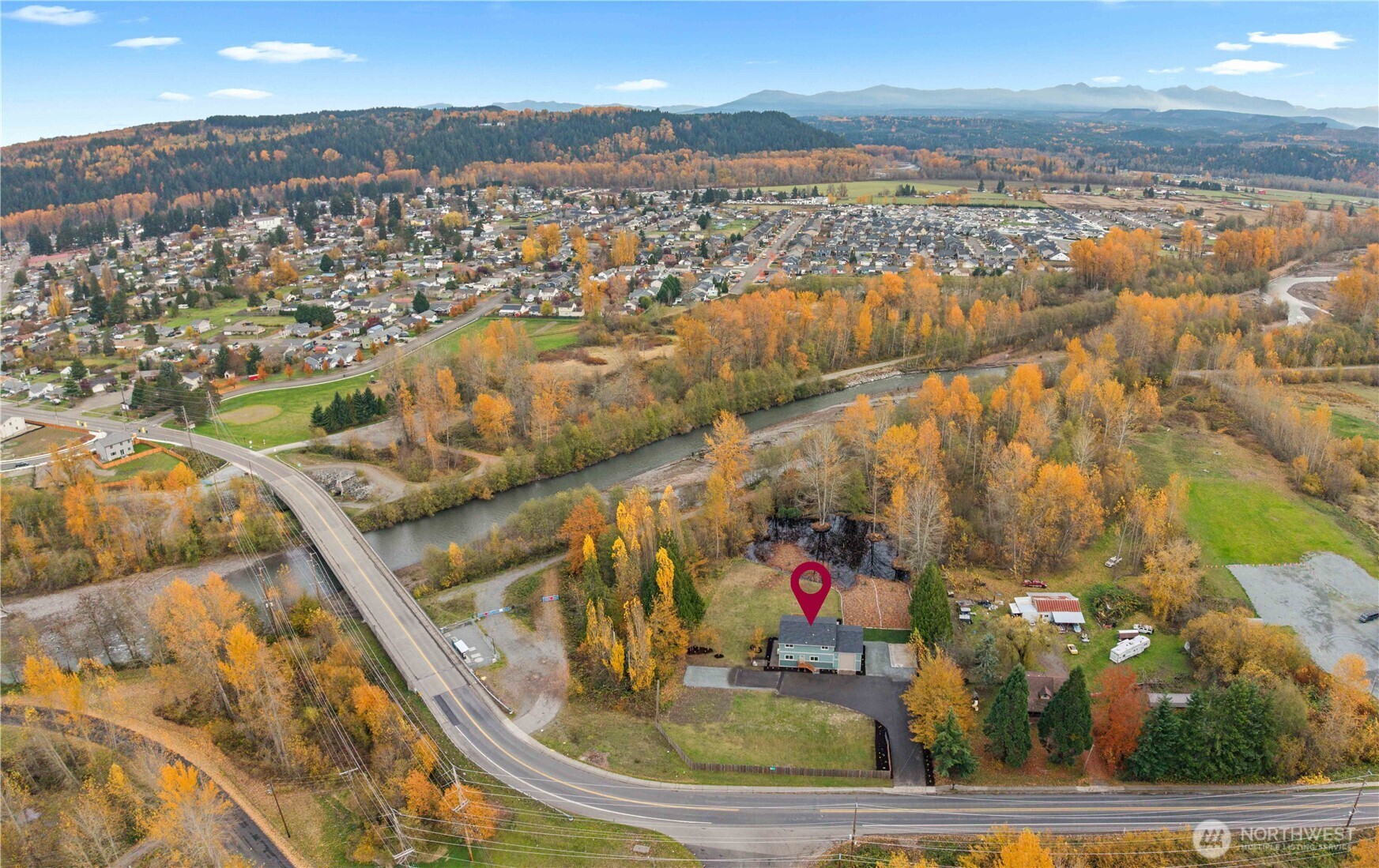 907 Orting Kapowsin Highway Property Photo 39
