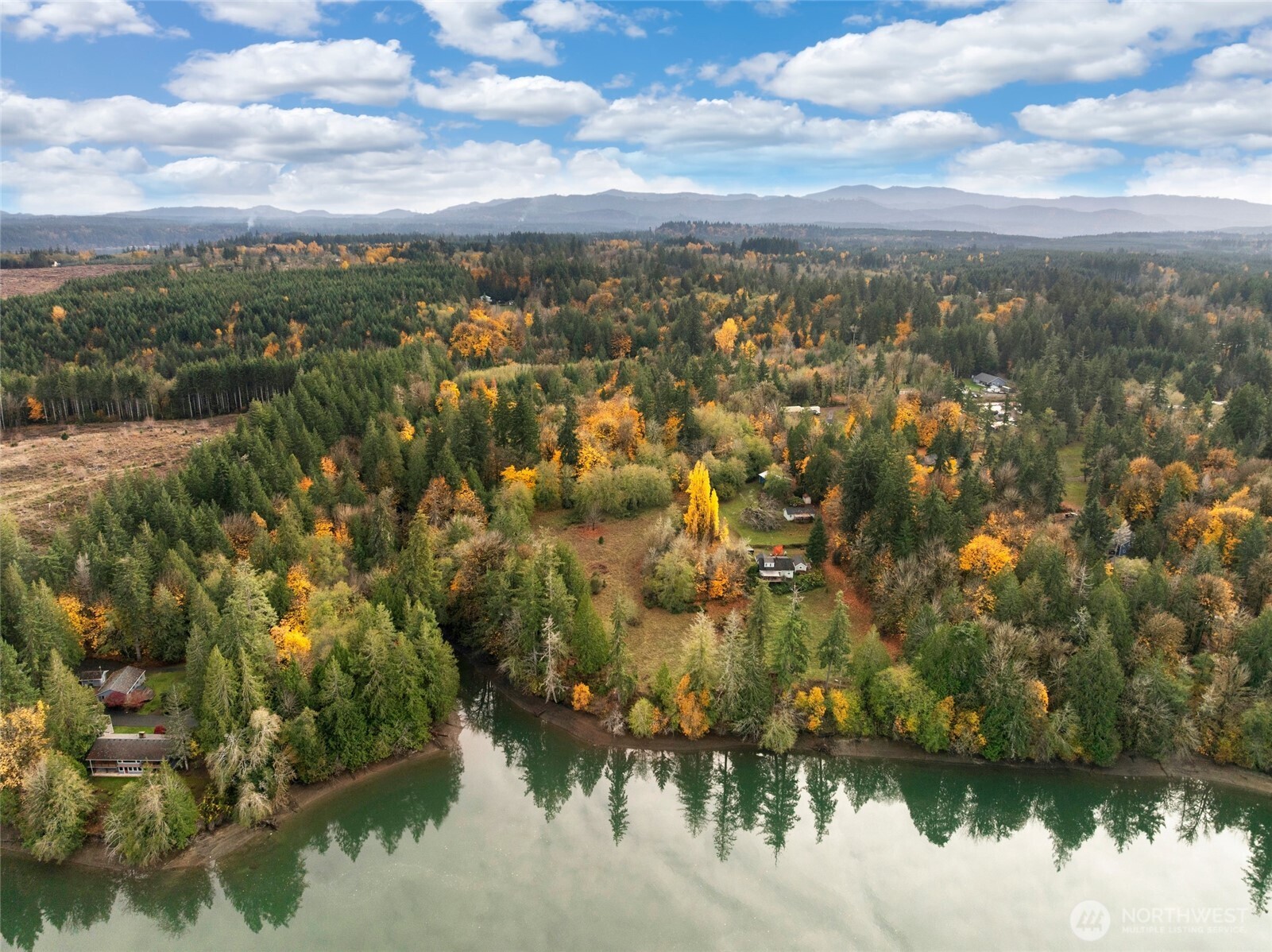 3093 Se Kamilche Point Road Property Photo 8