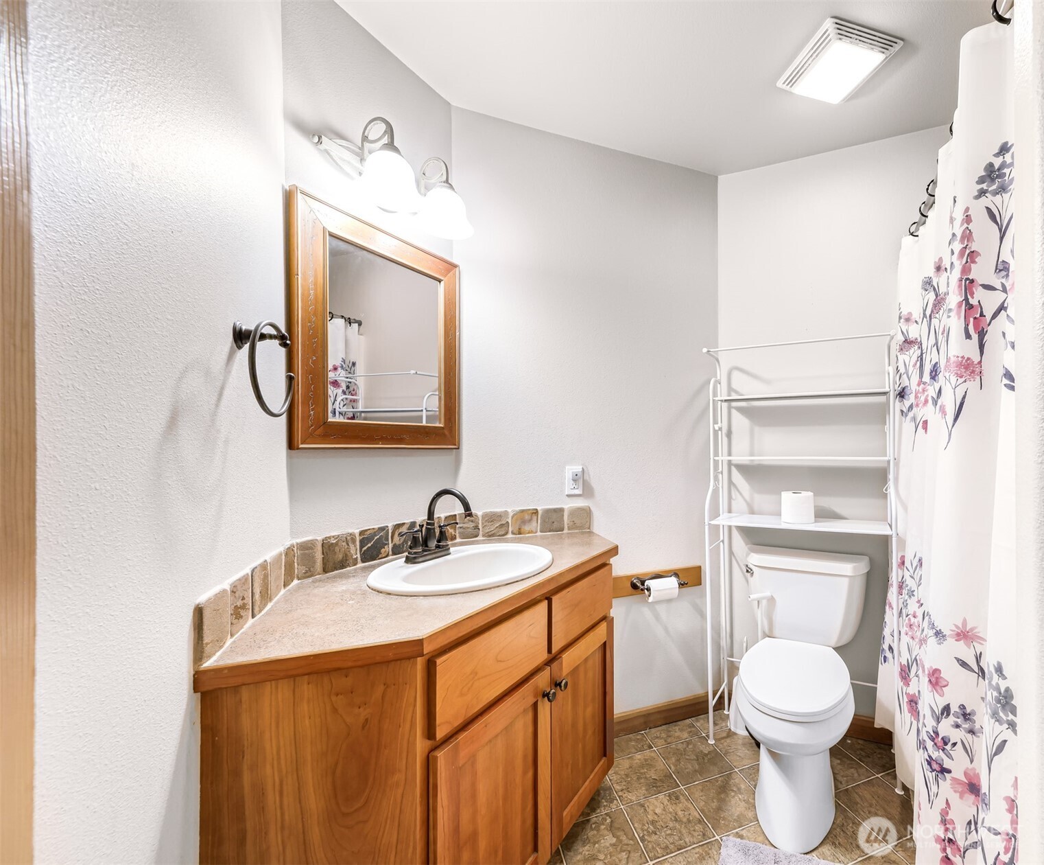 1660 Eastwood Way Property Photo 14