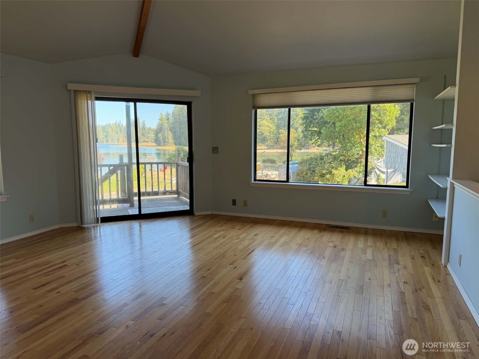 80 Ne Brook Place Property Photo 24