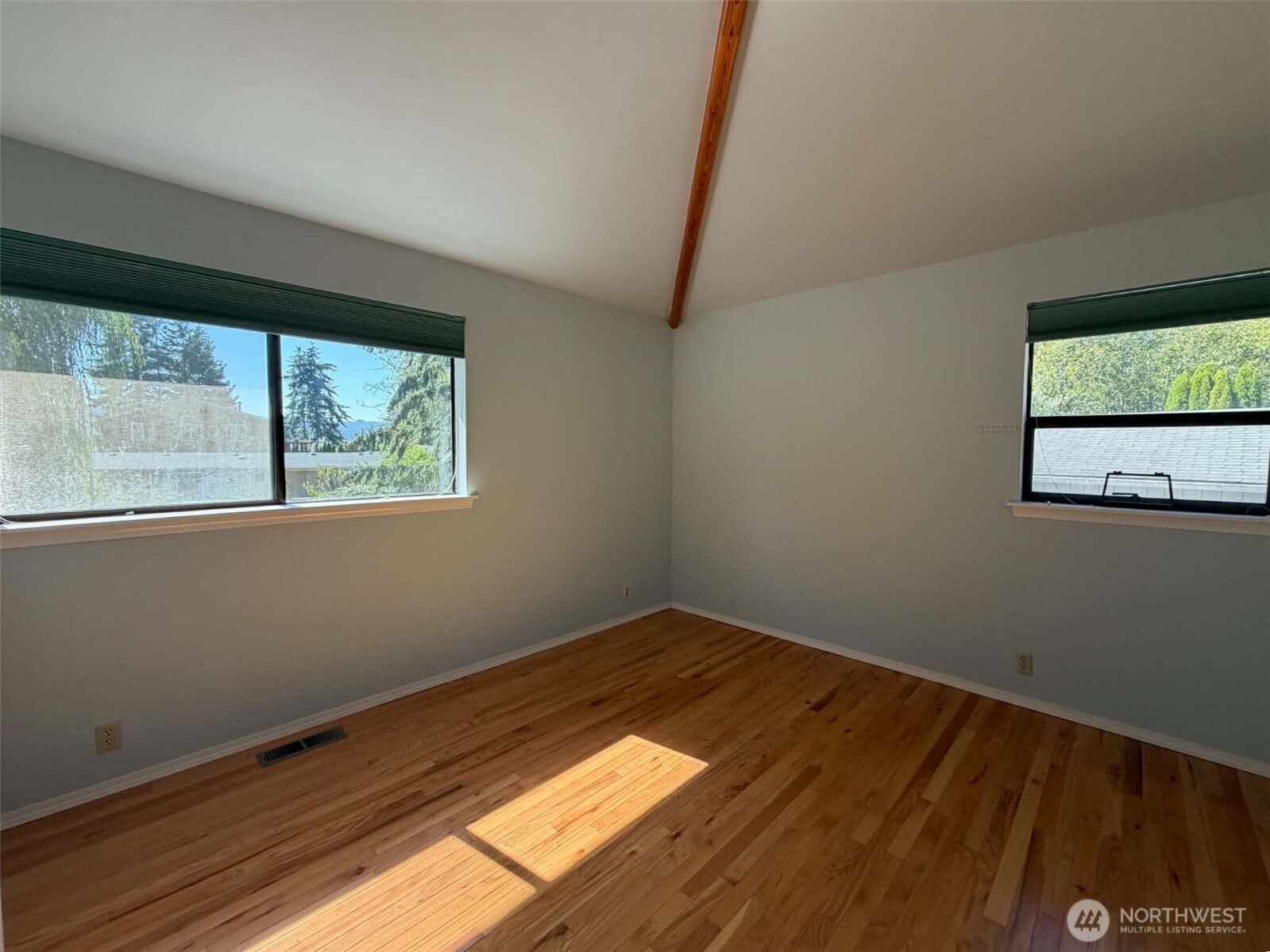 80 Ne Brook Place Property Photo 32