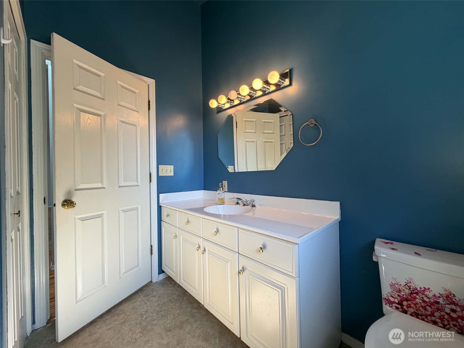 80 Ne Brook Place Property Photo 36