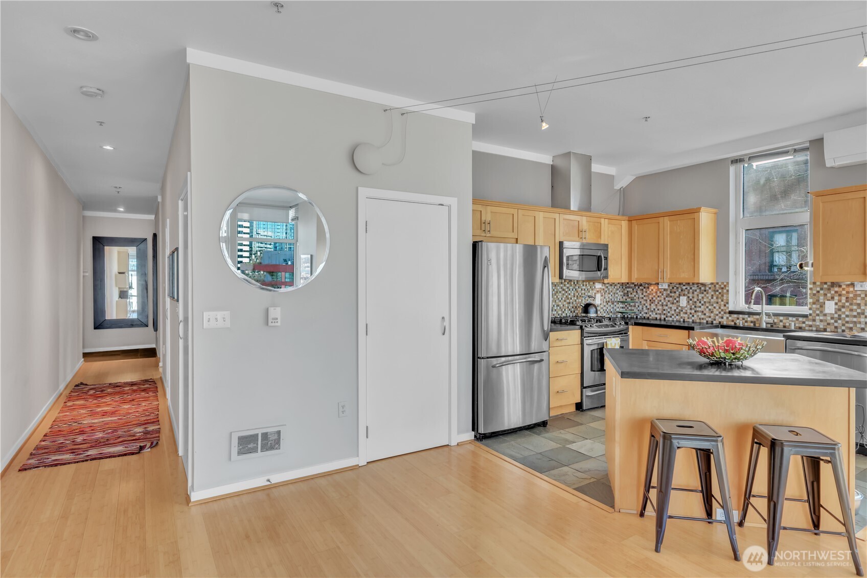 303 E Pike Street 603 Property Photo 6