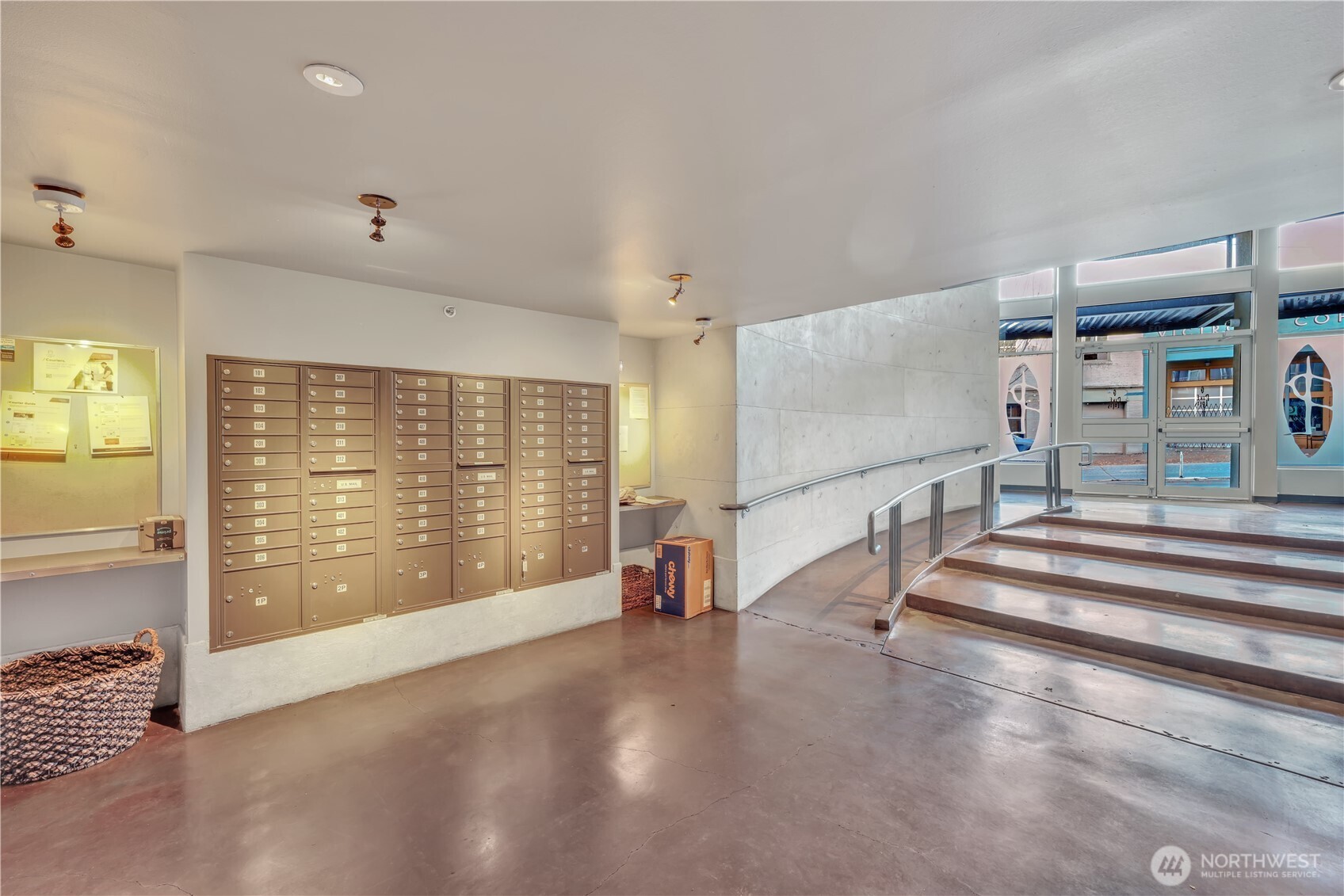 303 E Pike Street 603 Property Photo 28