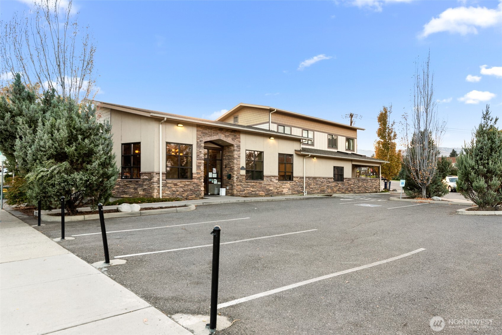 10 N Chelan Avenue Property Photo 10