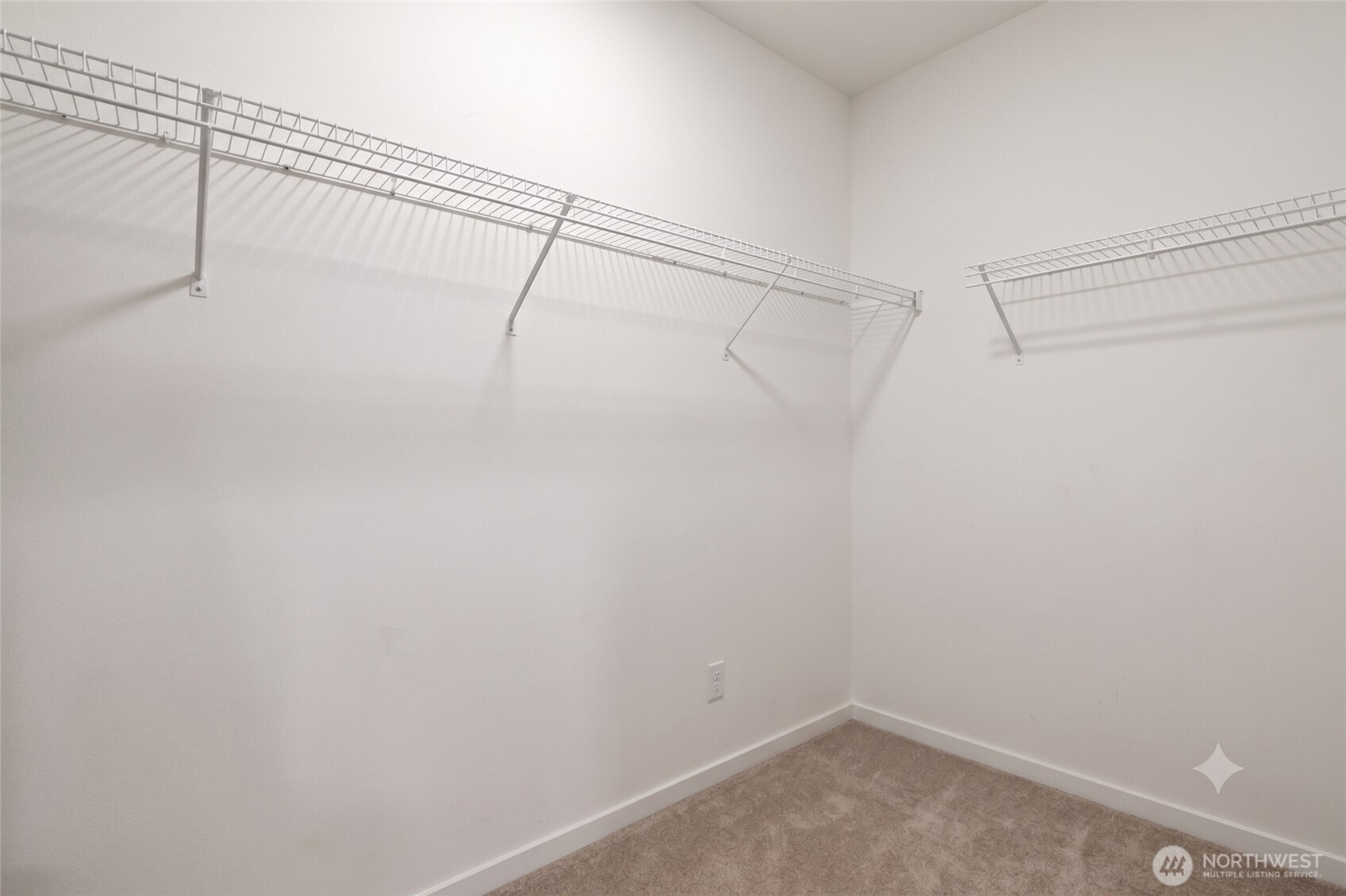 2113 Lancaster Drive Property Photo 29