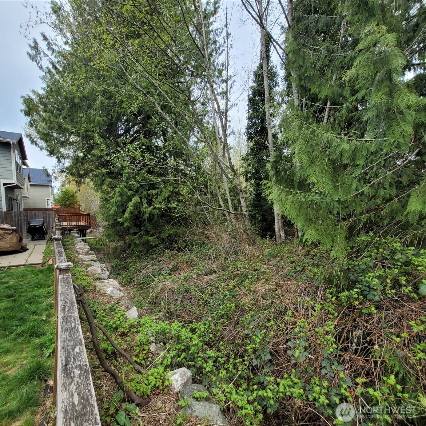 601 Jericho Avenue Property Photo 2