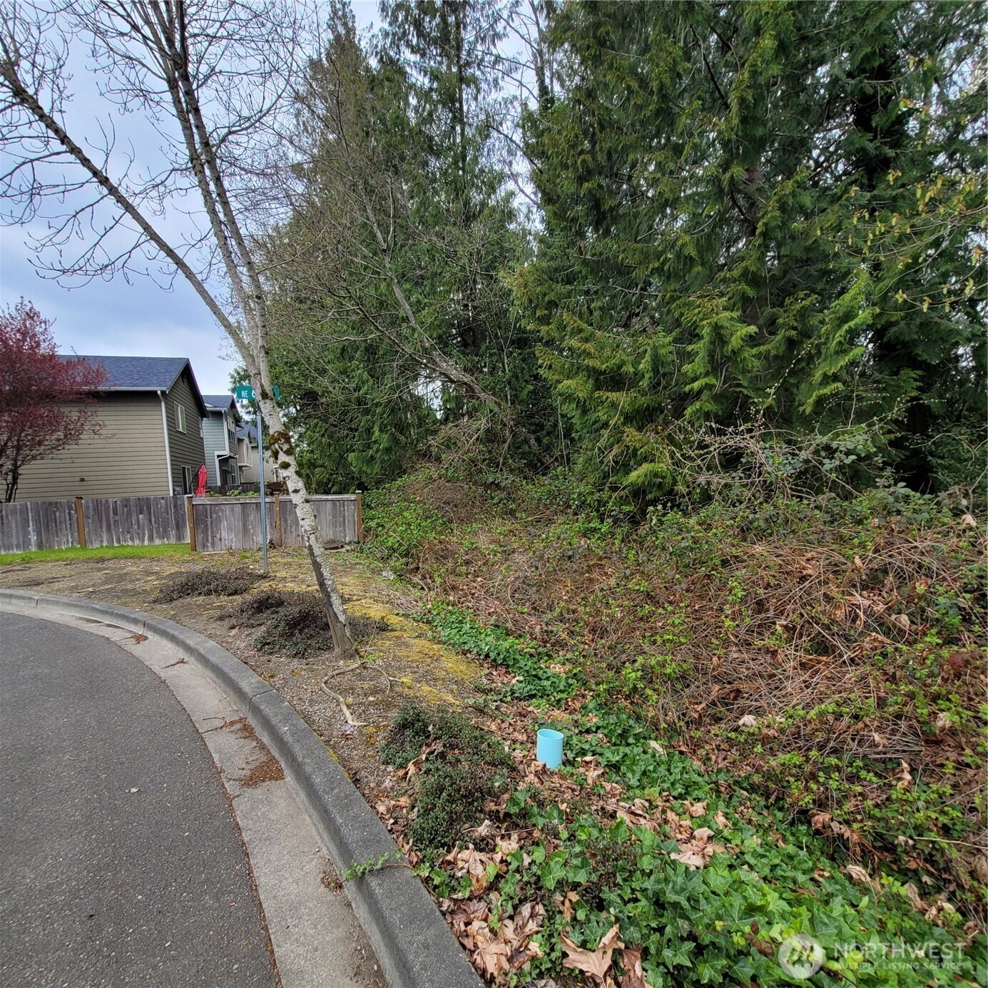 601 Jericho Avenue Property Photo 4