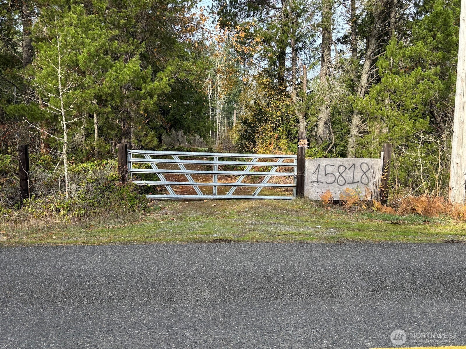 15818 153rd Avenue Property Photo 3