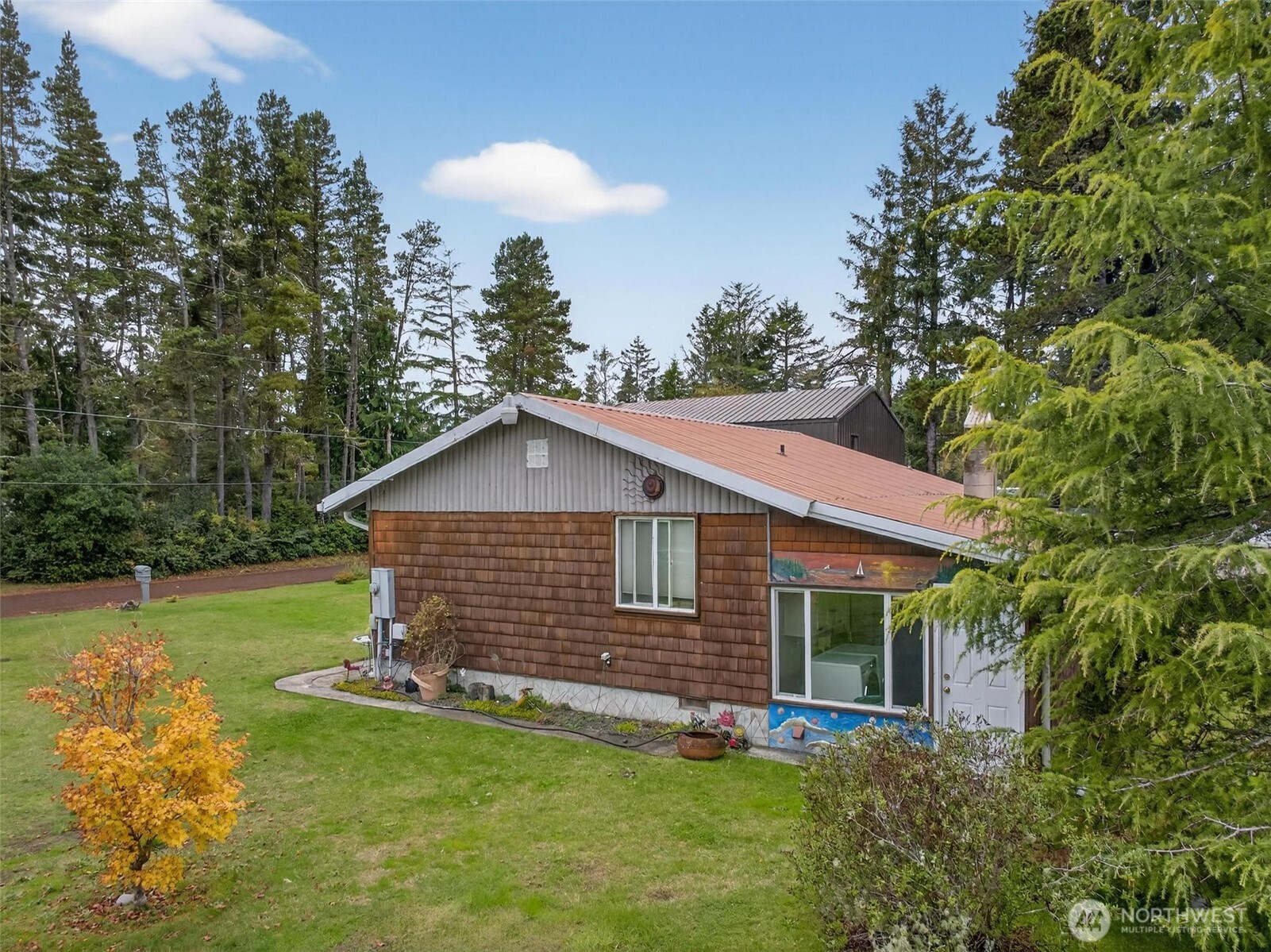 27501 R Lane Property Photo 11