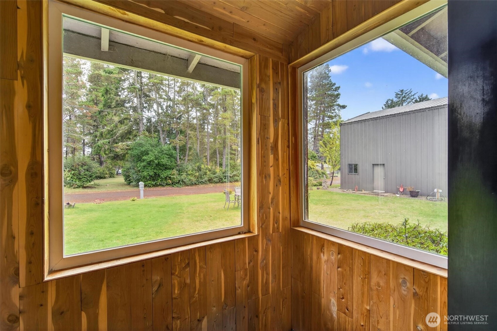 27501 R Lane Property Photo 17