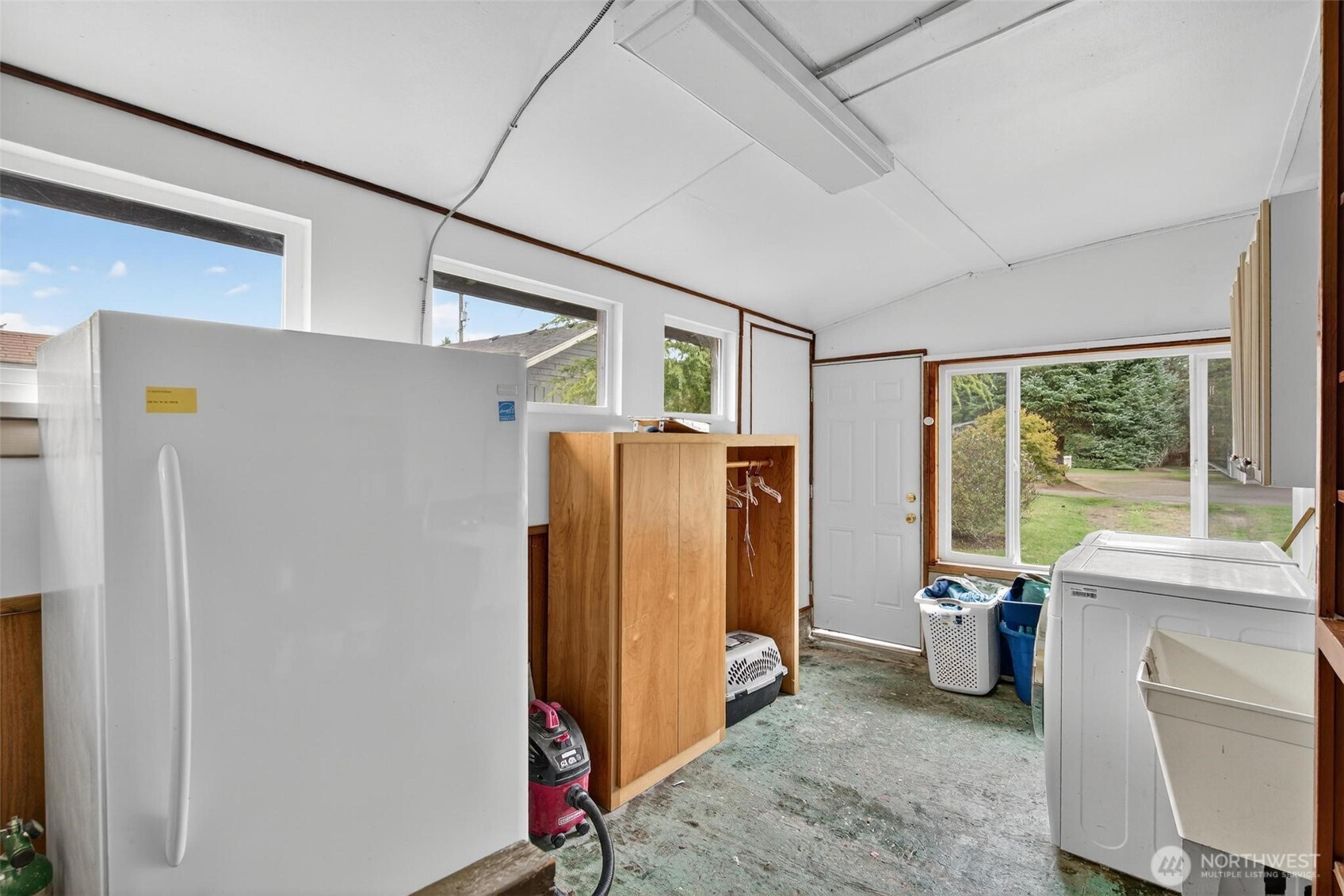 27501 R Lane Property Photo 26