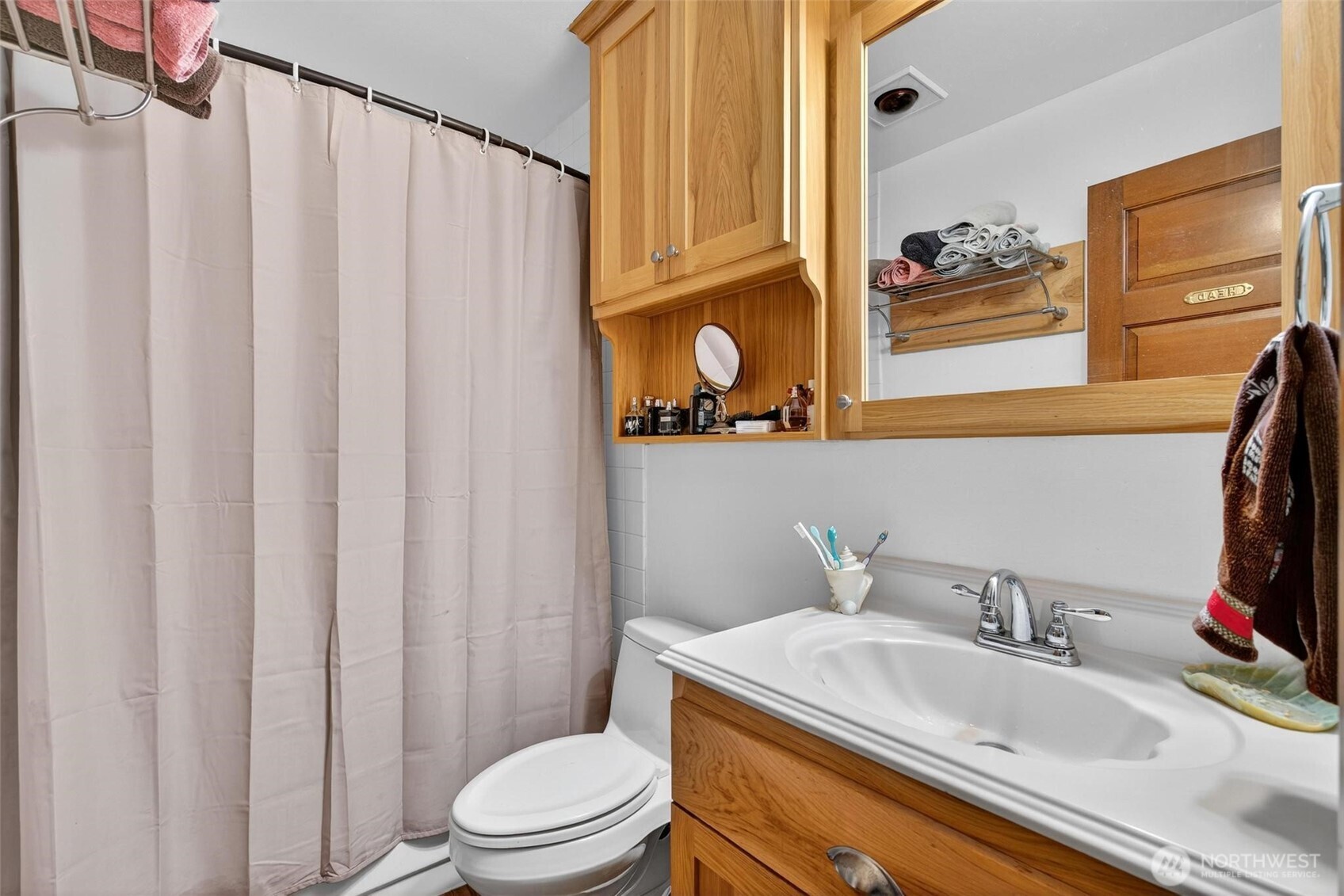 27501 R Lane Property Photo 30