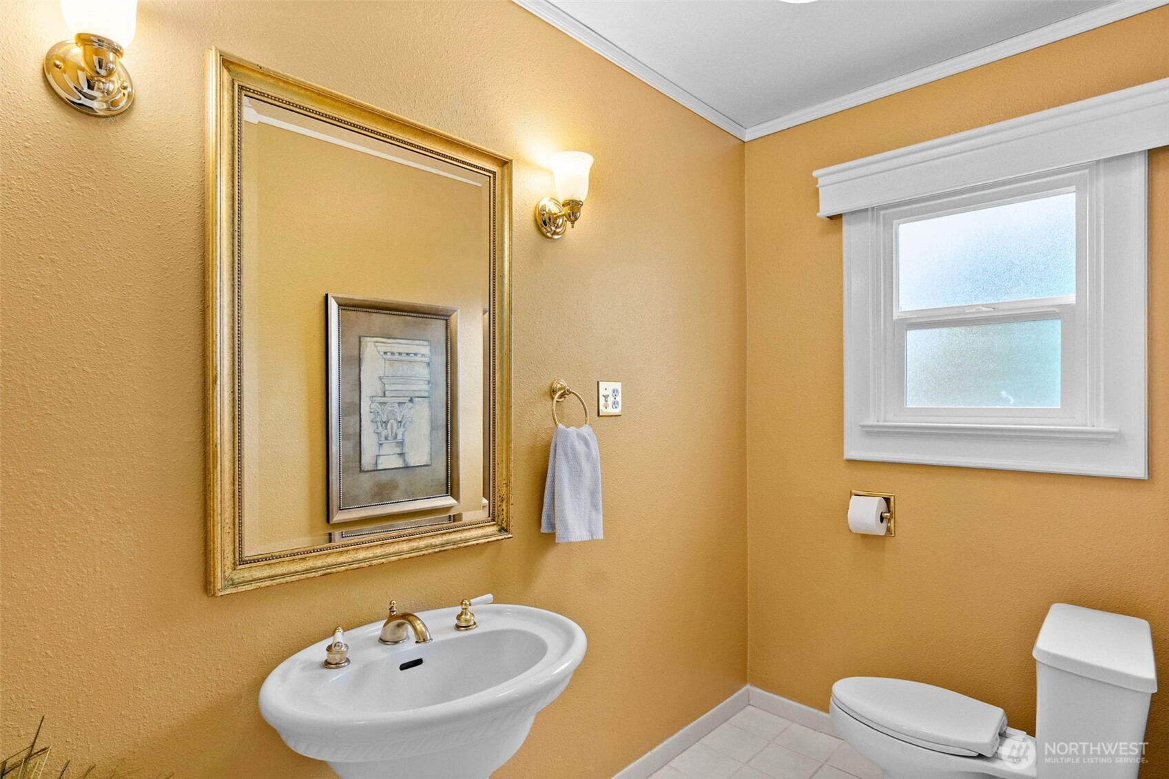 317 W 10th Street Property Photo 22