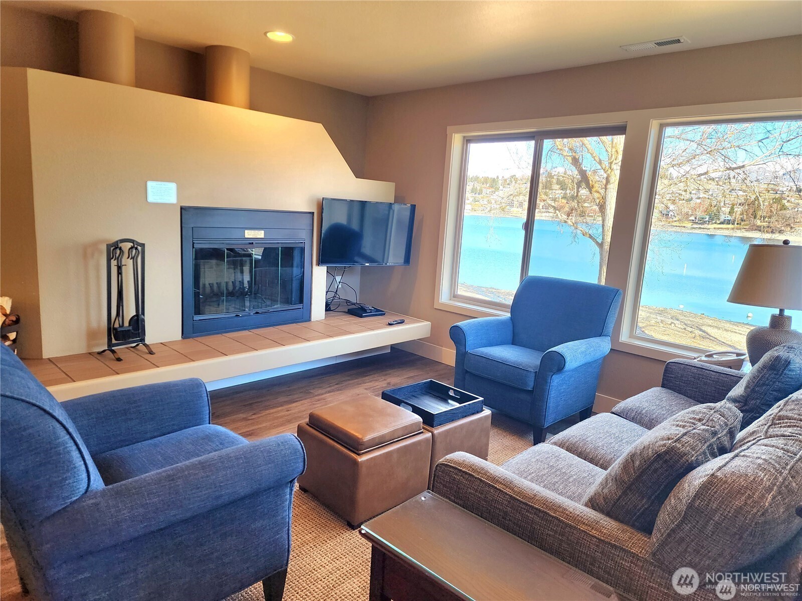 1 Beach 581-a Property Photo 7