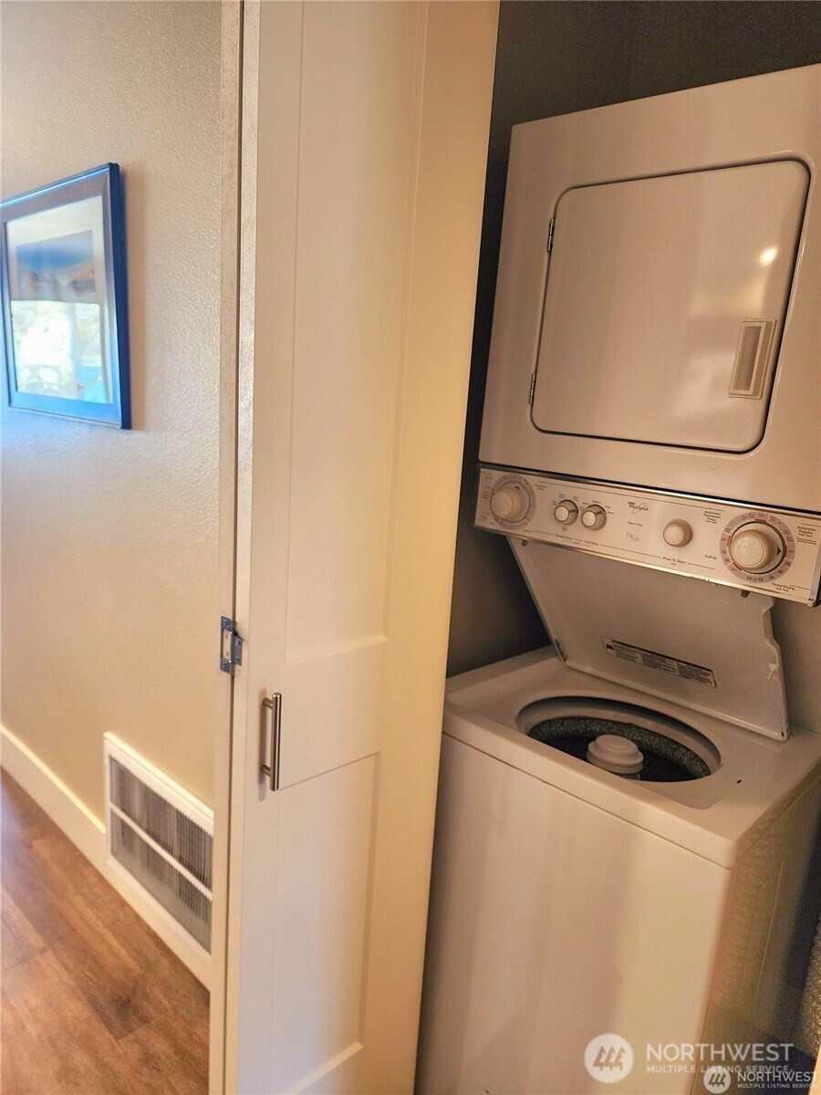 1 Beach 581-a Property Photo 16